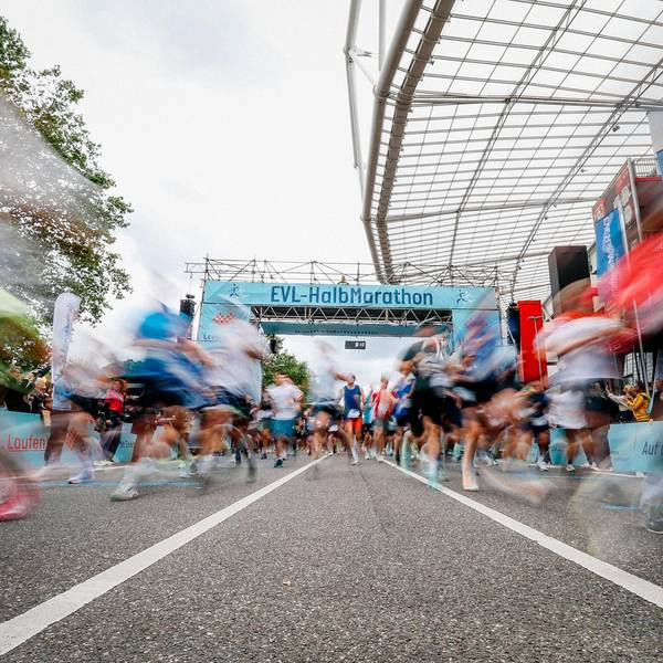 Seit 2022 wird der Halbmarathon auf der Bismarckstraße gestartet.