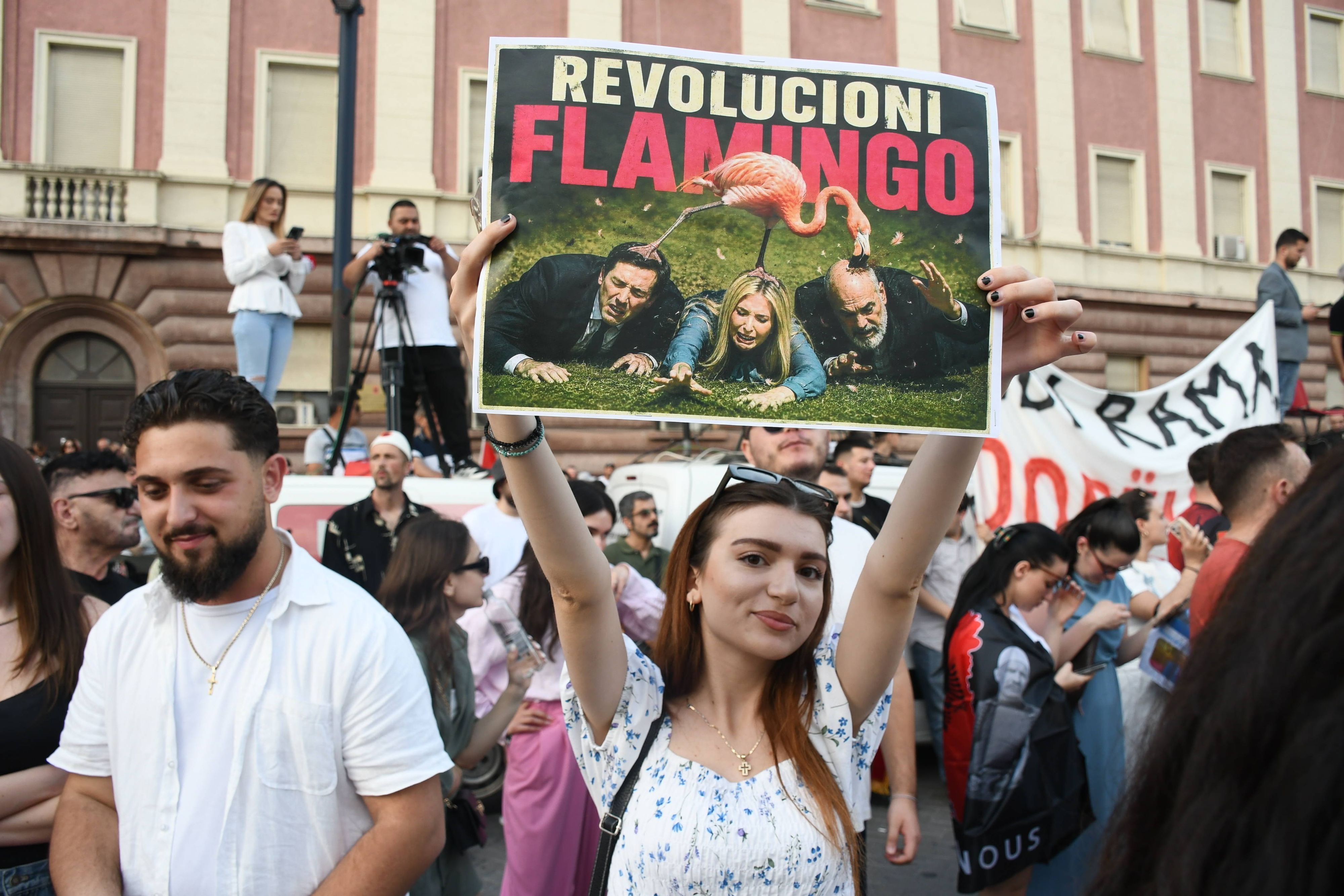 Seit Wochen gibt es in Albaniens Hauptstadt Tirana Proteste gegen ein geplantes Luxus-Urlaubsresort. (Archivbild)