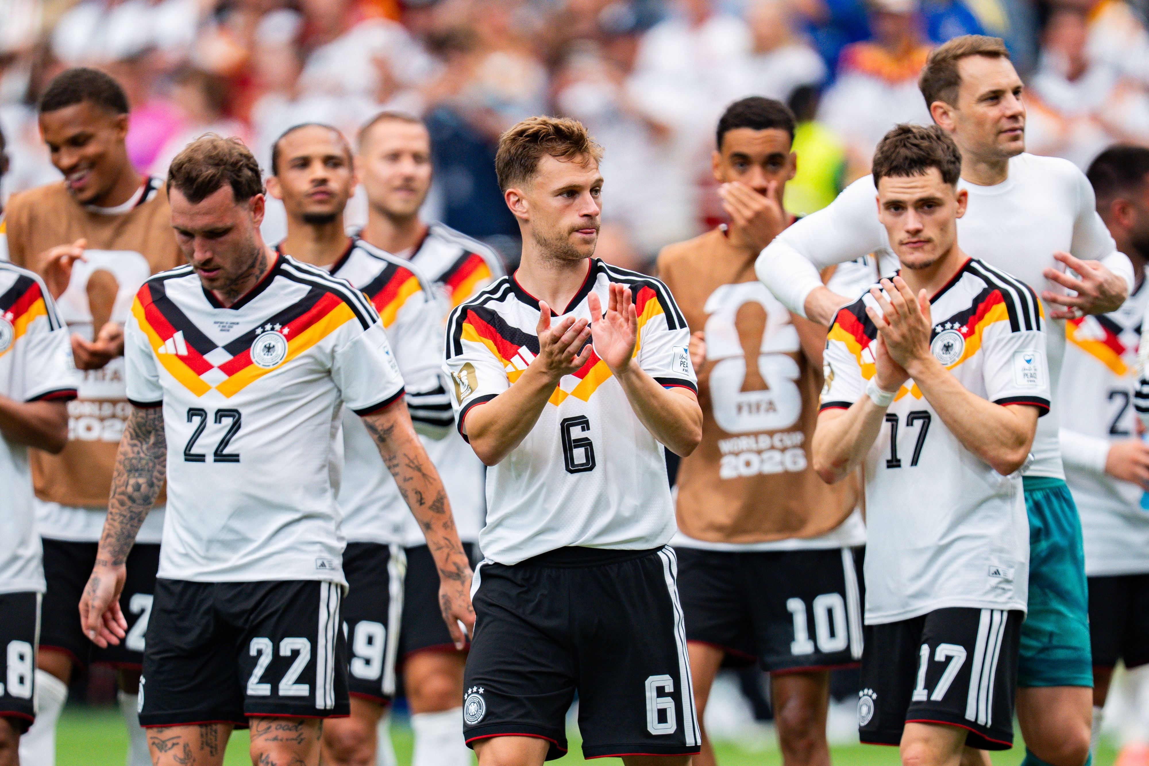 FIFA Fussball Weltmeisterschaft 2026, Gruppe E, Spiel 1, Deutschland vs. Curacao, 14.06.2026 im NRG Stadium in Houston, Texas Jubel nach Abpfiff bei Nathaniel Brown Nico Schlotterbeck David Raum Florian Wirtz Joshua Kimmich Manuel Neuer *** FIFA World Cup 2026, Group E, Match 1, Germany vs Curacao, 14 06 2026 at NRG Stadium in Houston, Texas Nathaniel Brown Nico Schlotterbeck David Raum Florian Wirtz Joshua Kimmich Manuel Neuer cheering after the final whistle Copyright: xBahhoxKarax