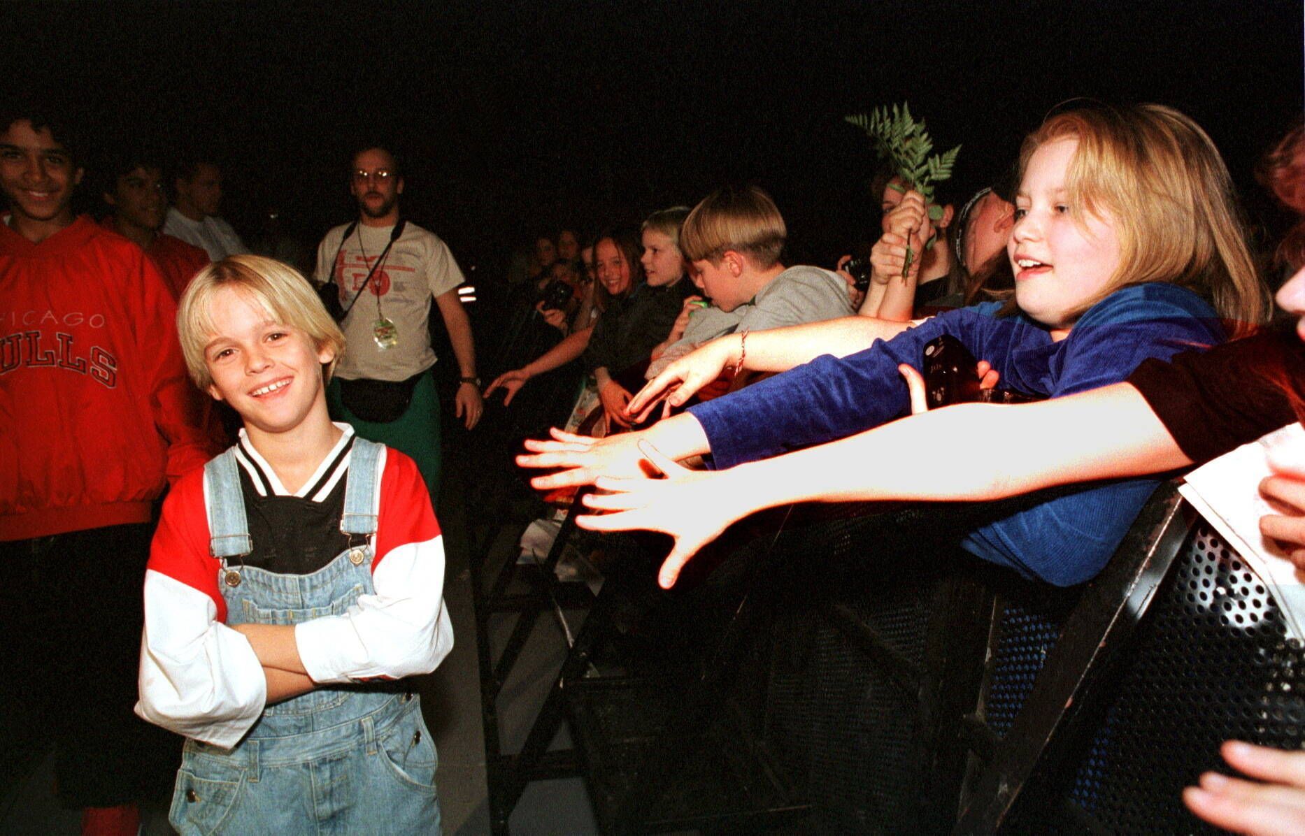 Aaron Carter und seine Fans.