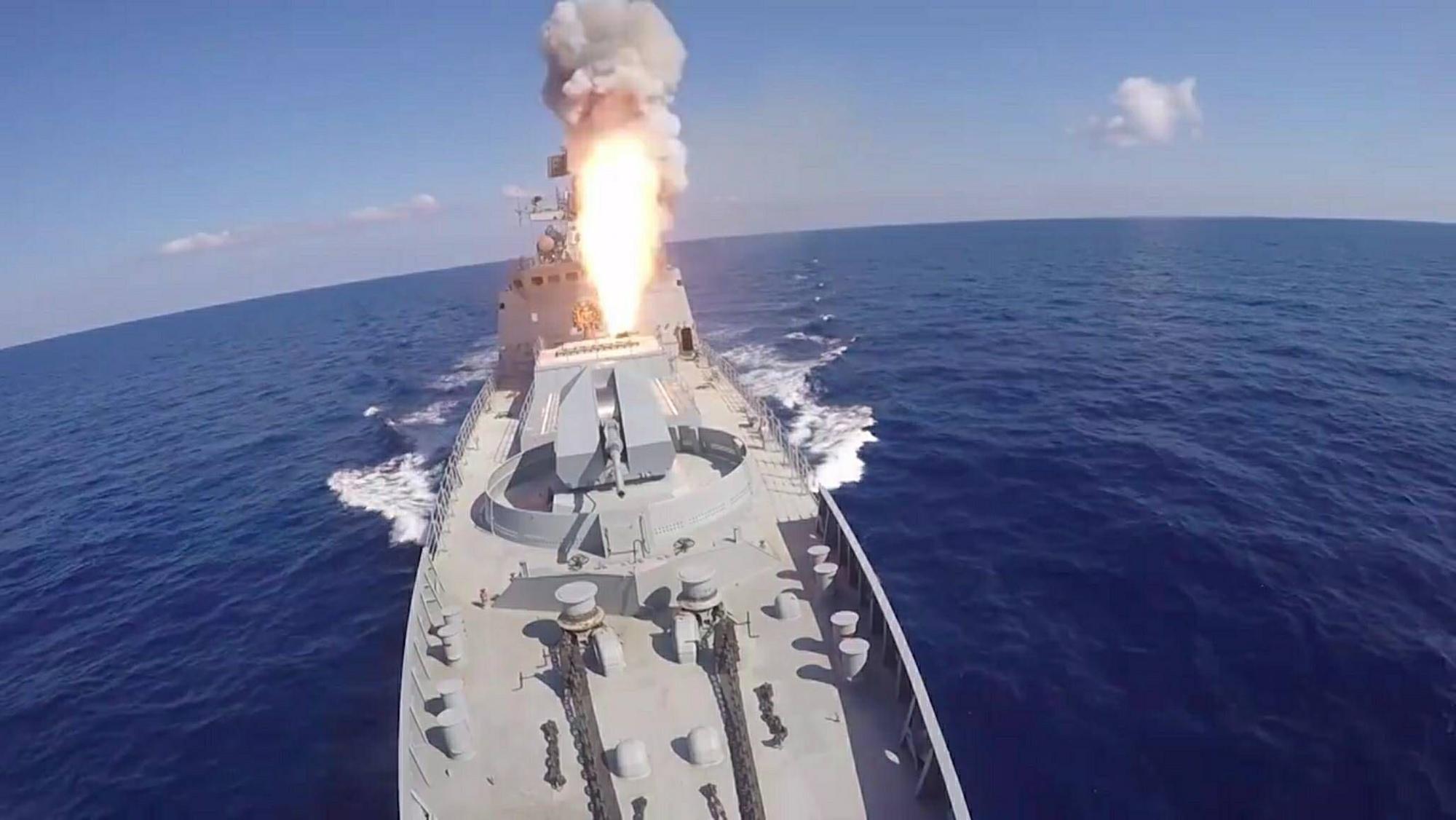 Die russische Fregatte Admiral Grigorowitsch bei einem Einsatz im Jahr 2017. (Archivbild)
