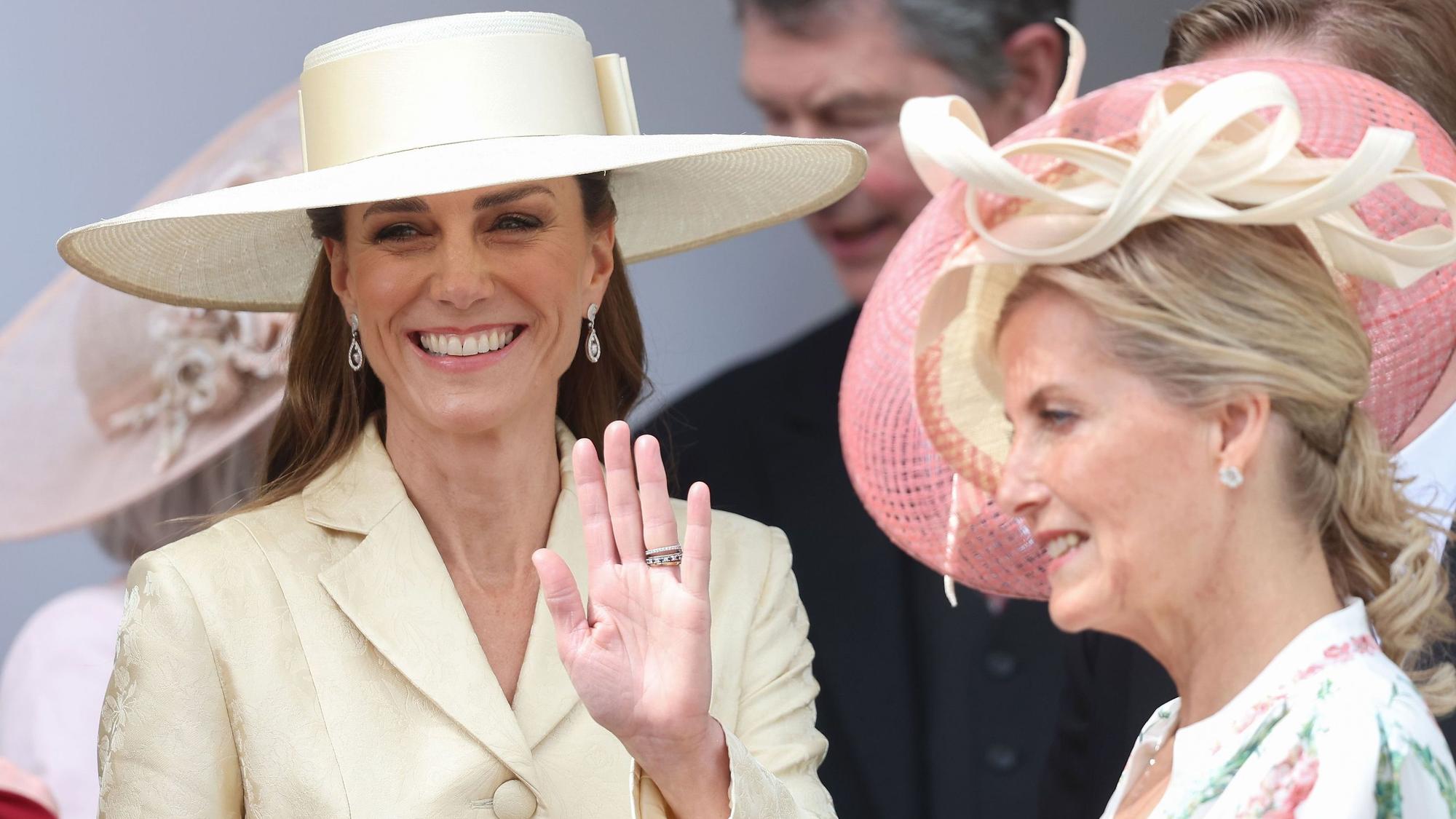 Prinzessin Kate und Herzogin Sophie bei der jährlichen Feier des Hosenbandordens.