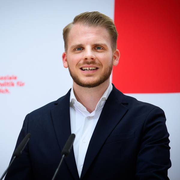 Tim Klüssendorf, Bundestagsabgeordneter aus Lübeck, ist seit 2025 Generalsekretär der Bundes-SPD.