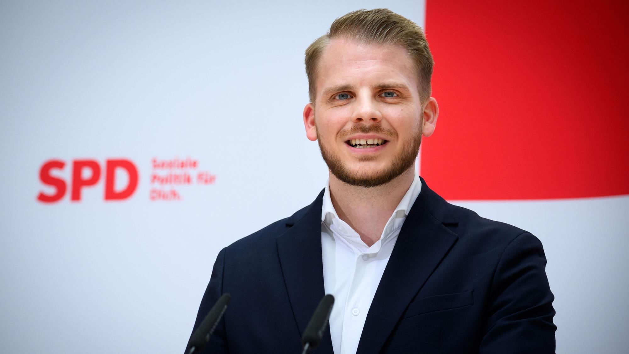 Tim Klüssendorf, Bundestagsabgeordneter aus Lübeck, ist seit 2025 Generalsekretär der Bundes-SPD.
