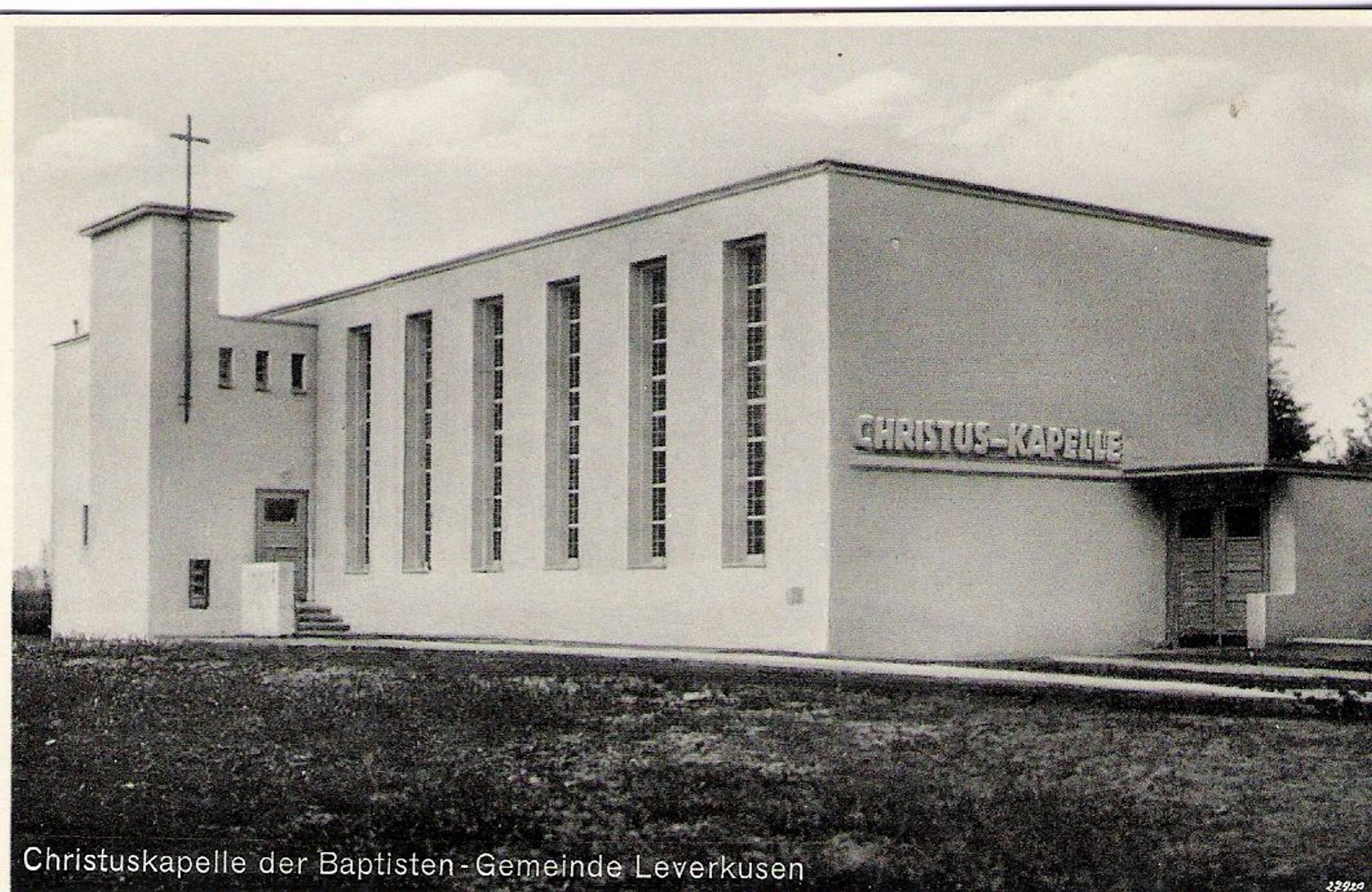 Die Christuskapelle in Manfort war der erste Kirchenbau der Evangelisch-Freikirchlichen Gemeinde (EFG) in Leverkusen.