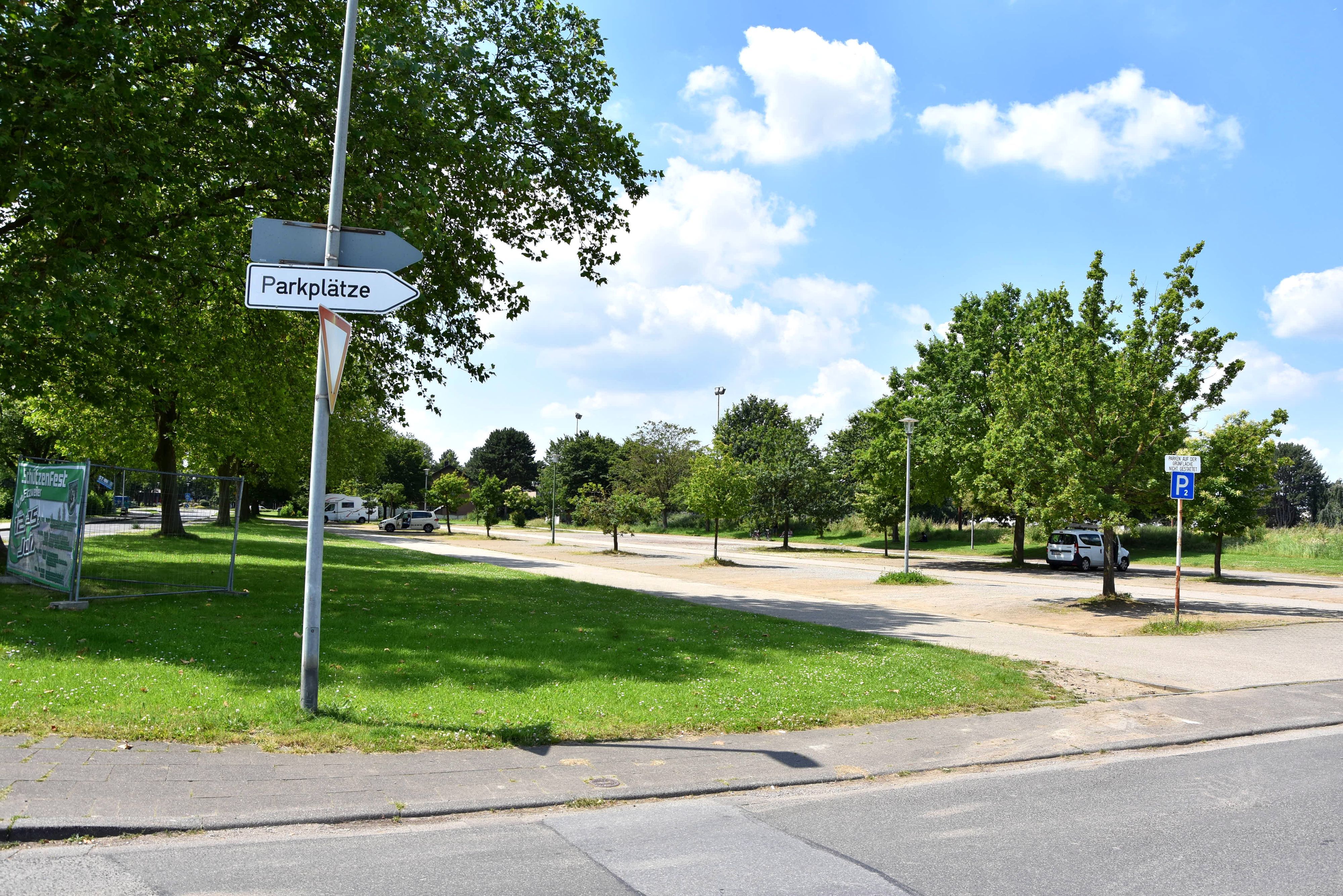 Auf dem Parkplatz an der Ohndorfer Straße darf die AfD einen Infostand aufstellen.