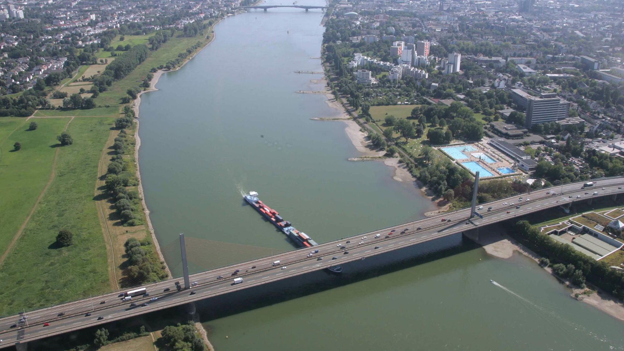 Autoverkehr wird es auf der Bonner Nordbrücke auf absehbare Zeit nicht mehr geben. Die am 3. Juni überraschend verhängte Sperrung wird zum Dauerzustand.