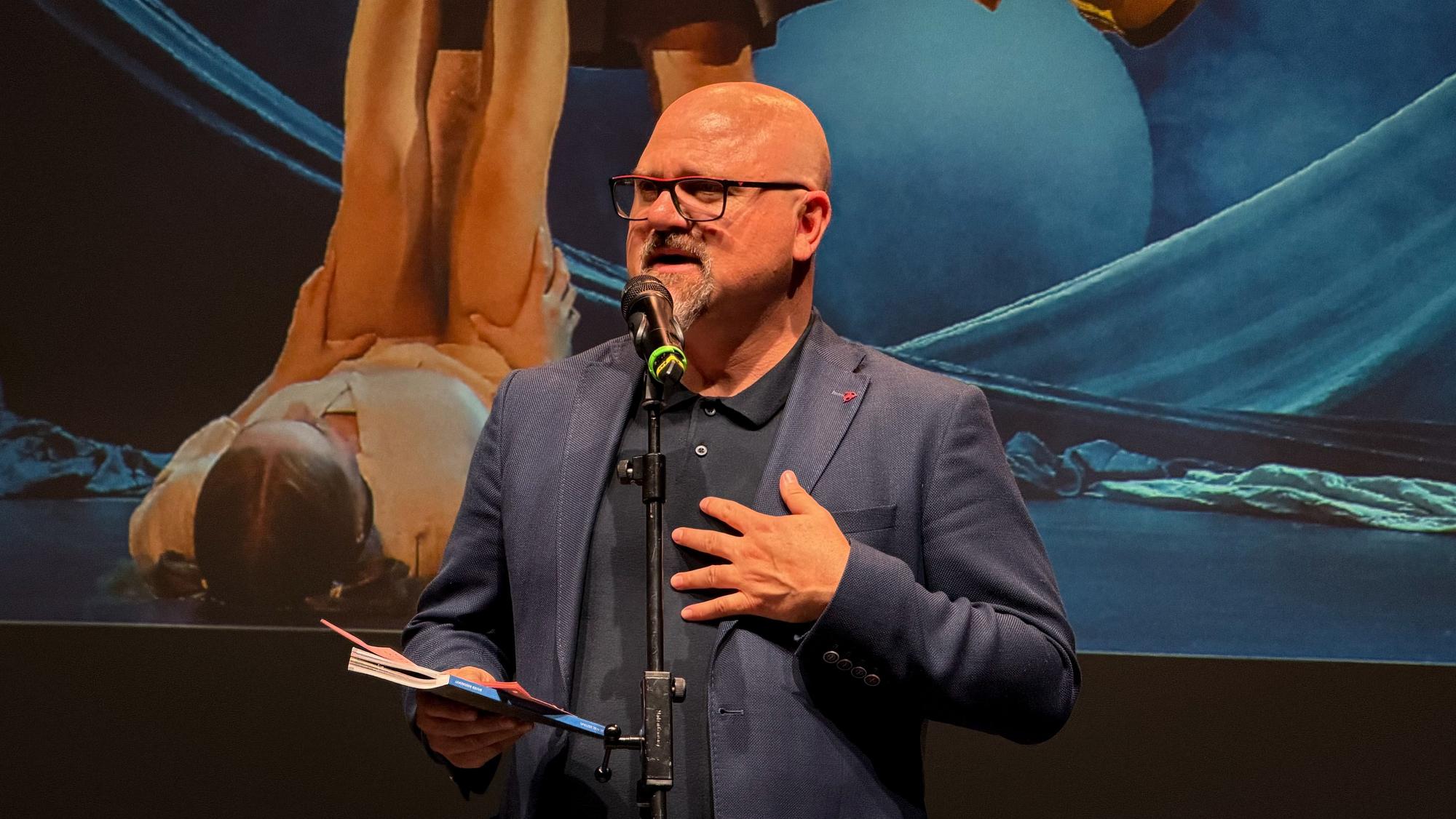 „Tradition ist nicht die Anbetung der Asche, sondern die Weitergabe des Feuers“, sagt Kulturchef Arthur Horváth.