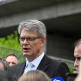 Bundesverkehrsminister Patrick Schnieder hat Anfang Juni die Bonner Nordbrücke besucht. Sie musste aufgrund von schweren Schäden gesperrt werden.