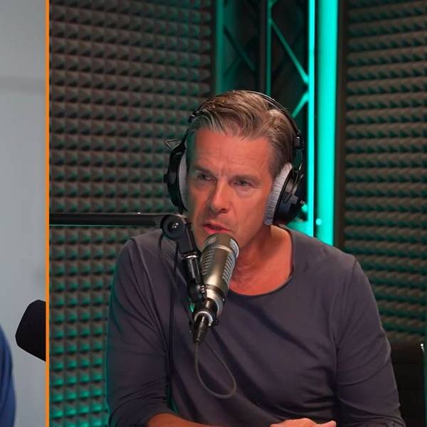 Richard David Precht (links) und Markus Lanz sehen die hohen Militärausgaben der Bundesrepublik skeptisch. (Bild: ZDF / Lanz + Precht)