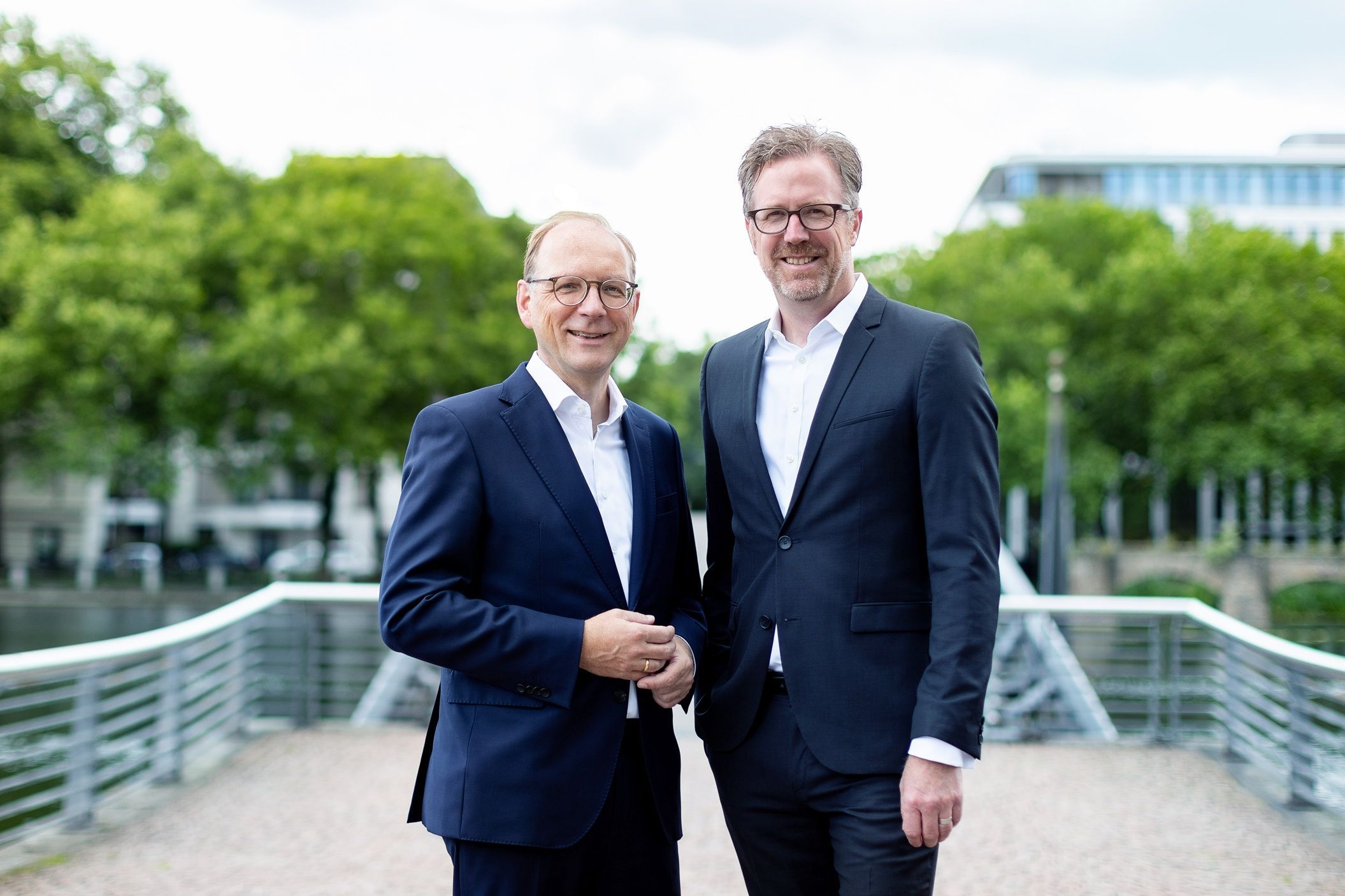 Die Geschäftsführer von Netcologne, Timo von Lepel (l.) und Claus van der Velden
