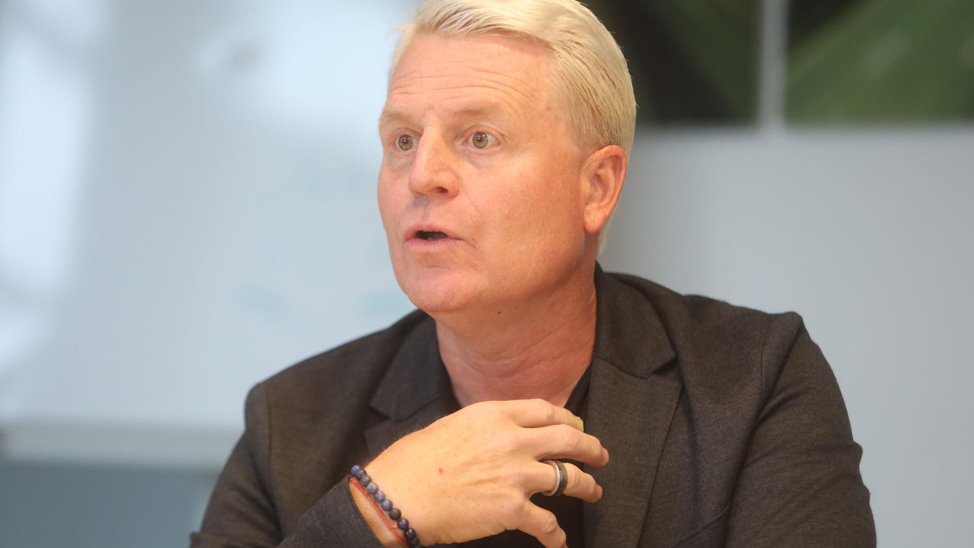 Gespräch mit Guido Cantz.