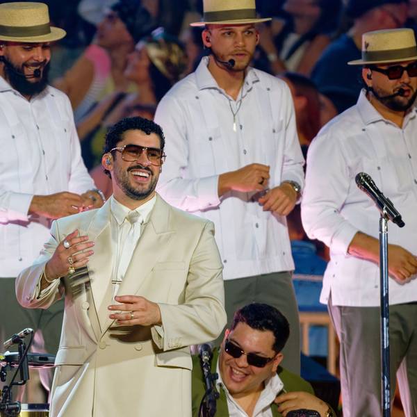 20.06.2026, Düsseldorf: Bad Bunny steht beim ersten von zwei Deutschland-Konzerten in der Merkur-Spiel-Arena auf der Bühne.