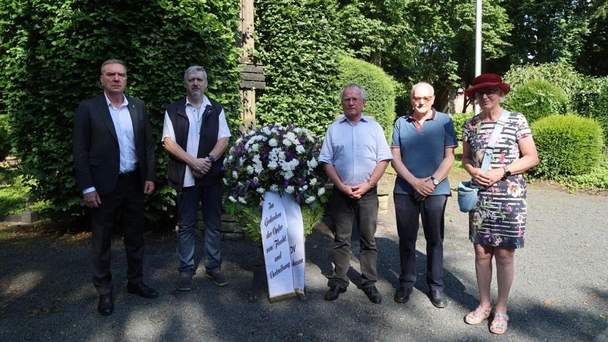 Kranzniederlegung in Manfort
