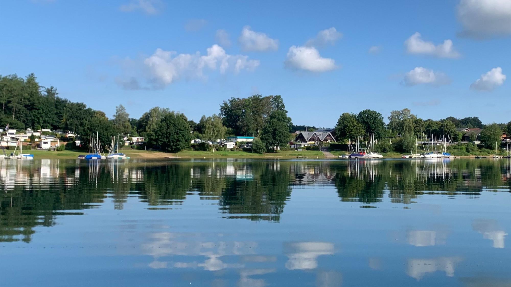 Eine Ansicht der Bevertalsperre.