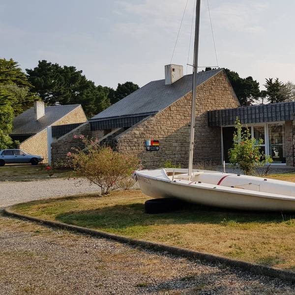 Zu sehen ist das Centre Franco-Allemand des Rhein-Erft-Kreises in Guidel in der Bretagne.