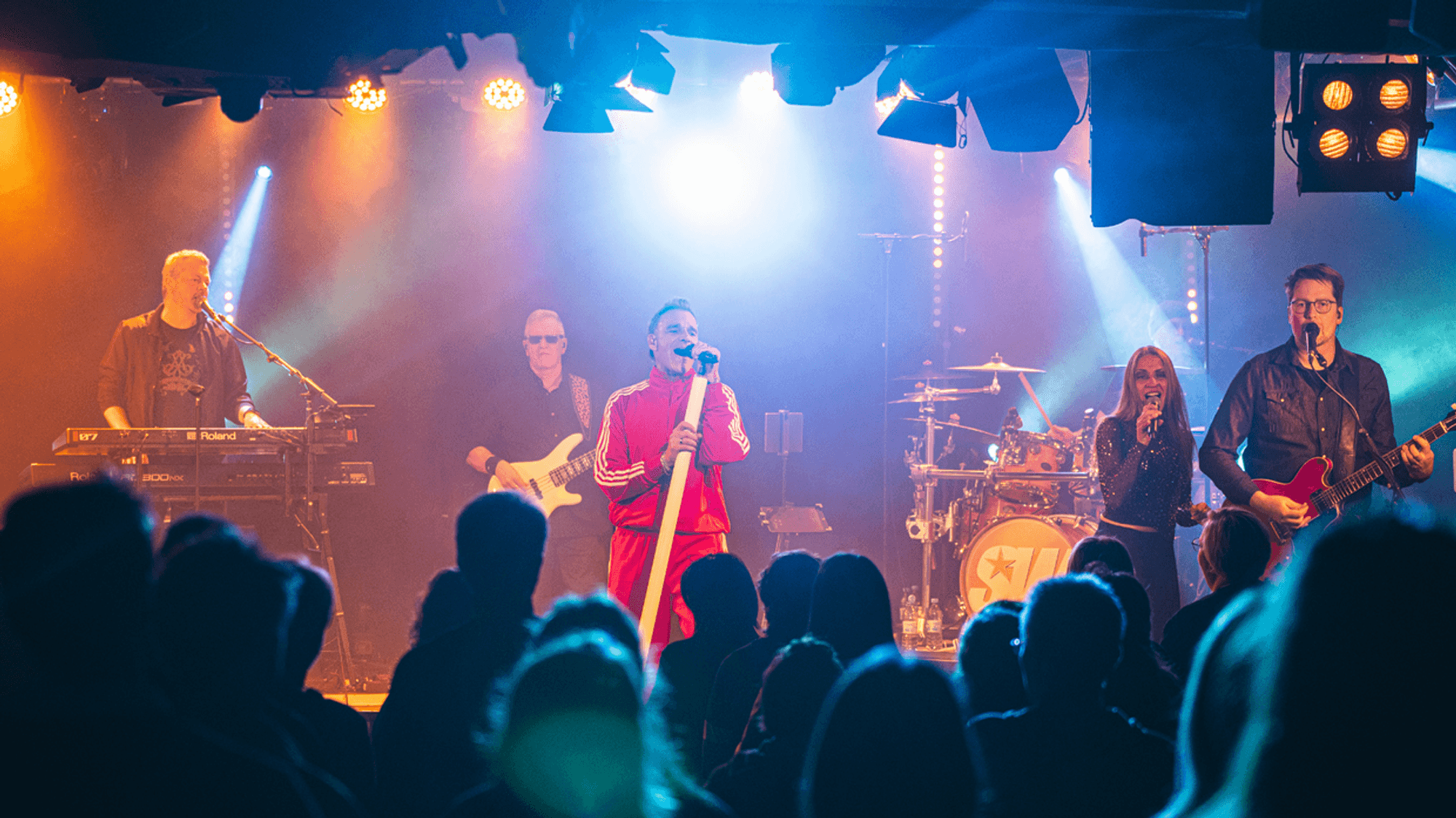 Die Siegburger Tribute Band Sir Williams ist seit mehr als zwanzig Jahren auf den Bühnen der Region und bundesweit unterwegs.