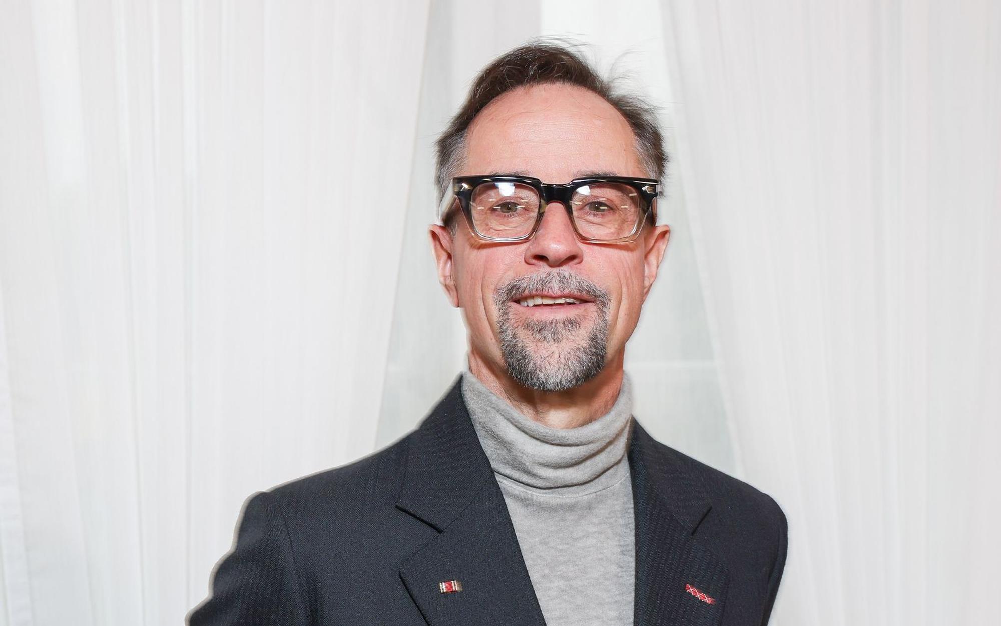 Jan Josef Liefers übte im Podcast „Ronzheimer“ Kritik an Medien, Gesellschaft und Politik. (Bild: 2025 Getty Images/Gerald Matzka)