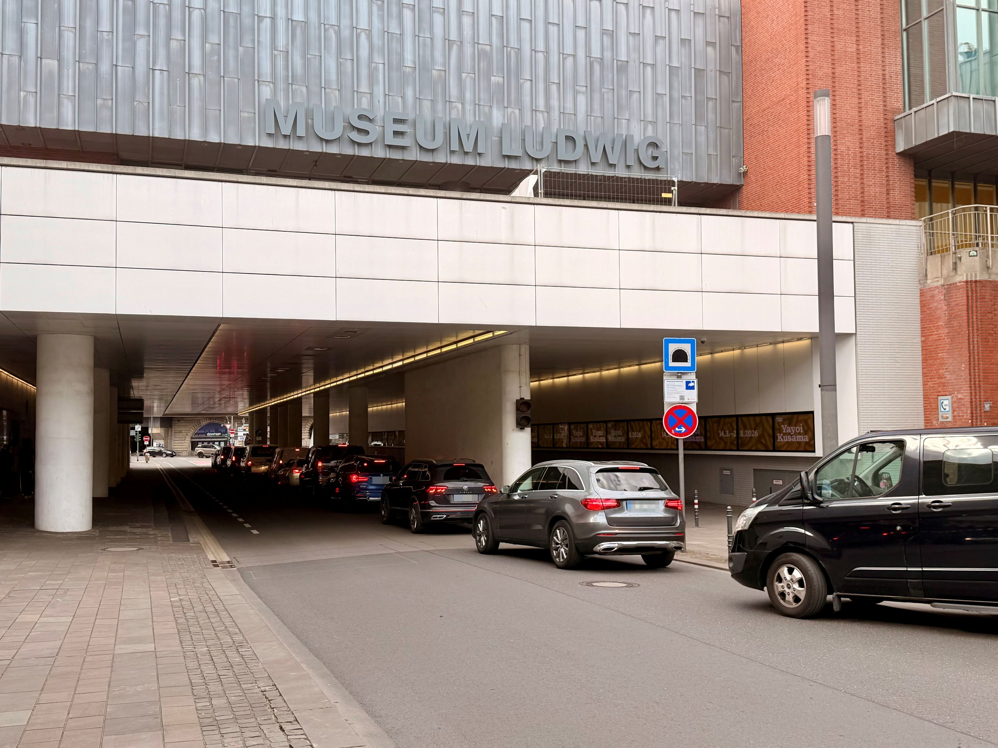 Engpass-f-r-Autofahrer-Alte-Idee-soll-Stau-auf-der-Trankgasse-am-K-lner-Dom-lindern