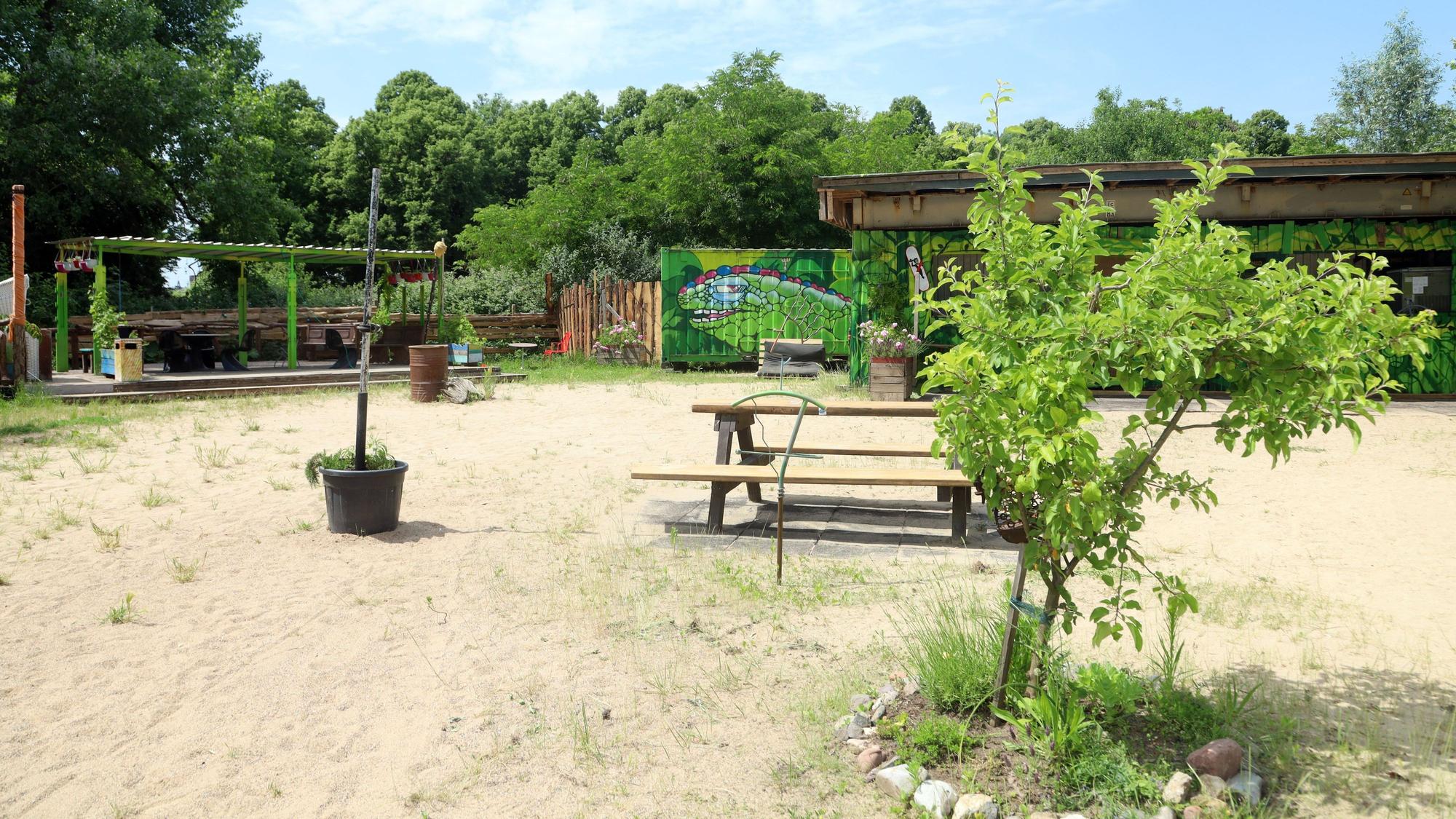 Das Open-Air-Gelände auf der Südbrücke.