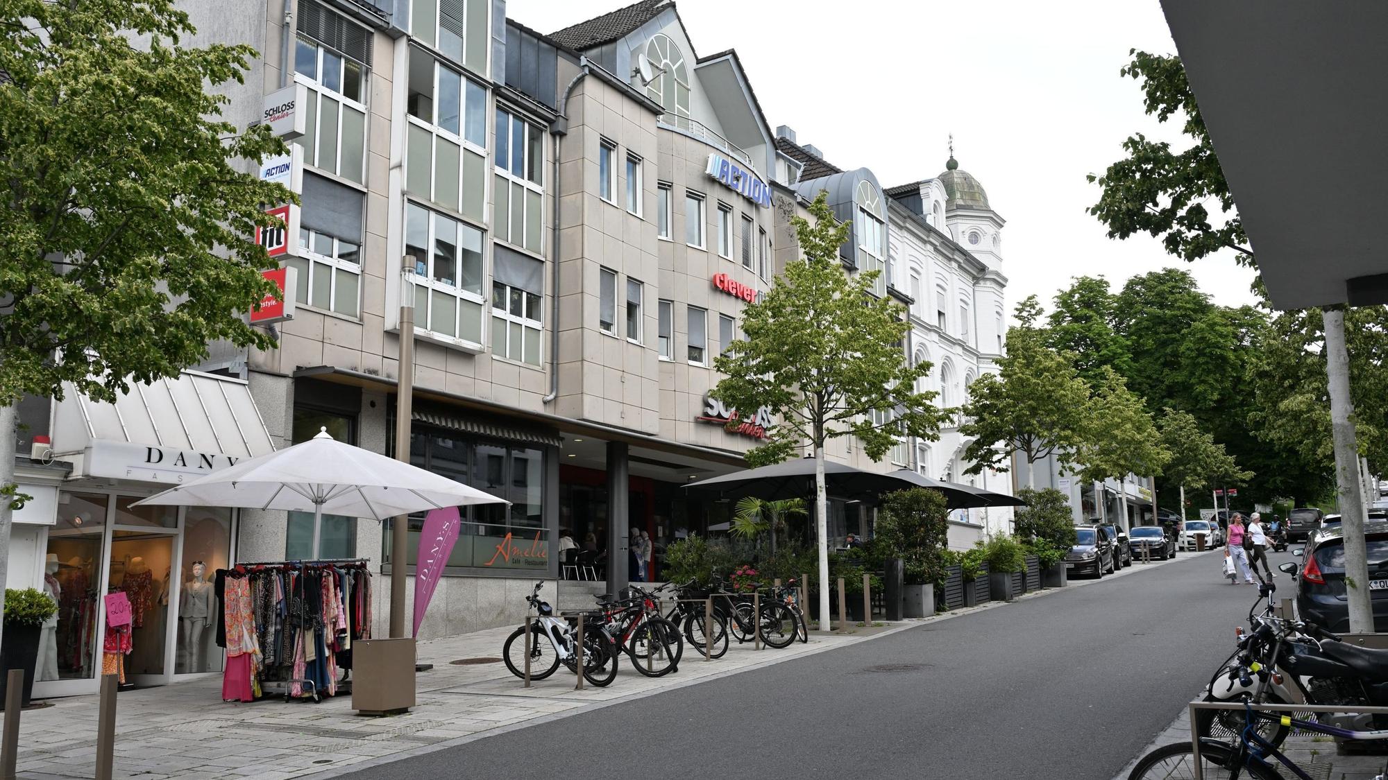 Das Foto zeigt das Schlosscenter in Bensberg