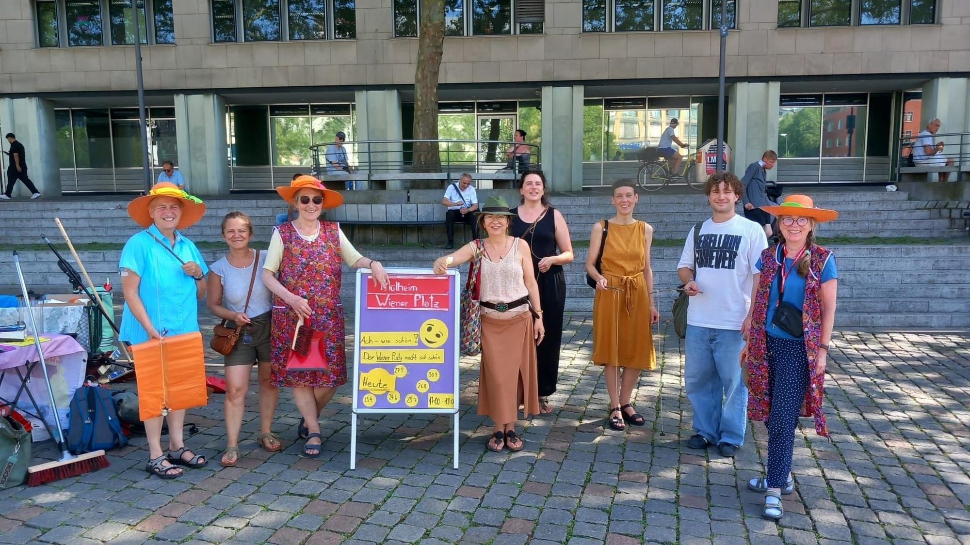 Aus der Stadtteilkonferenz Mülheim-Nord ist der Initiativkreis Wiener Platz entstanden, der den Platz bespielen und verschönern möchte.