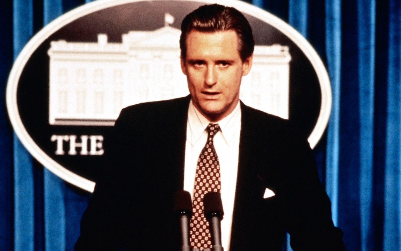 US-Präsident Thomas J. Whitmore (Bill Pullman) setzt sich am Ende selbst ins Cockpit eines Kampfjets, um sich in die „größte Luftschlacht der Menschheit“ zu stürzen. (Bild: Fox)