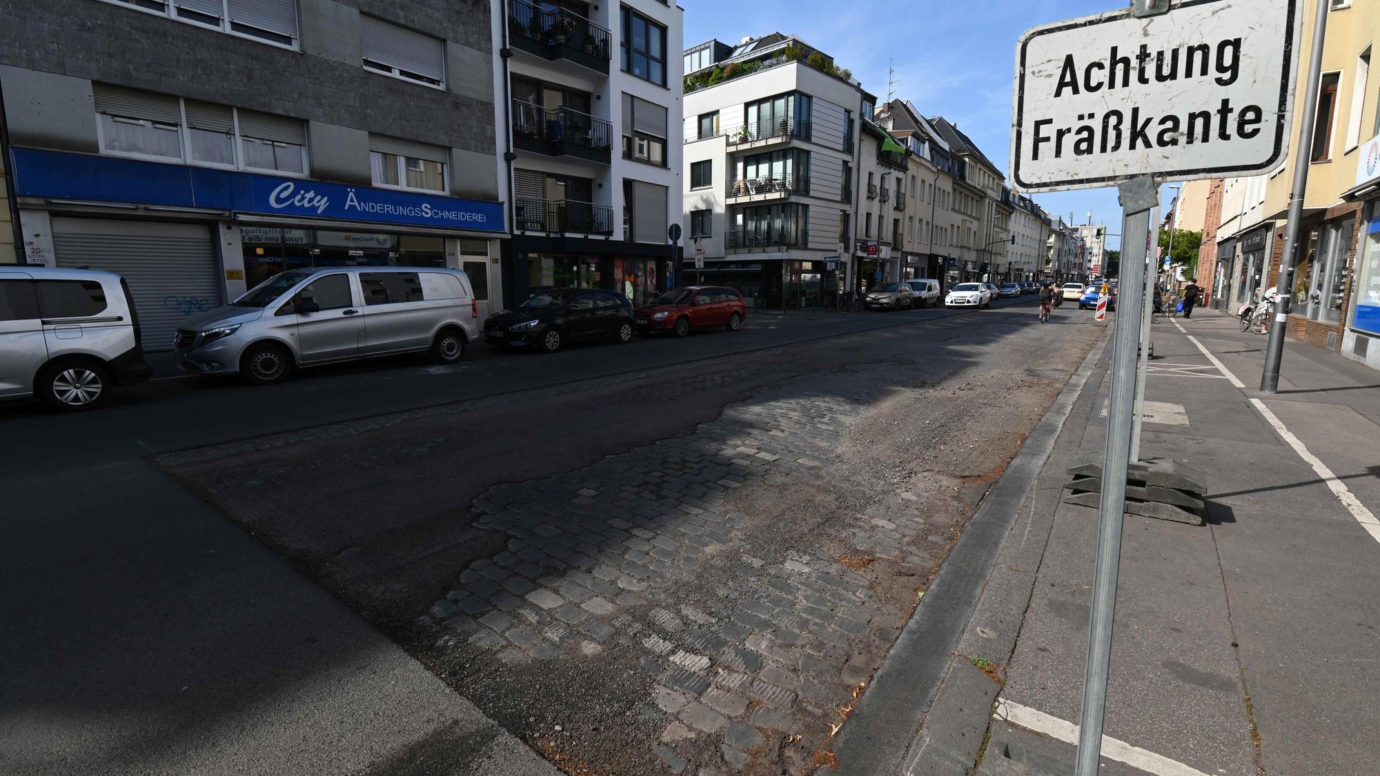 Die Stadt saniert die Berrenrather Straße und die Sülzburgstraße.