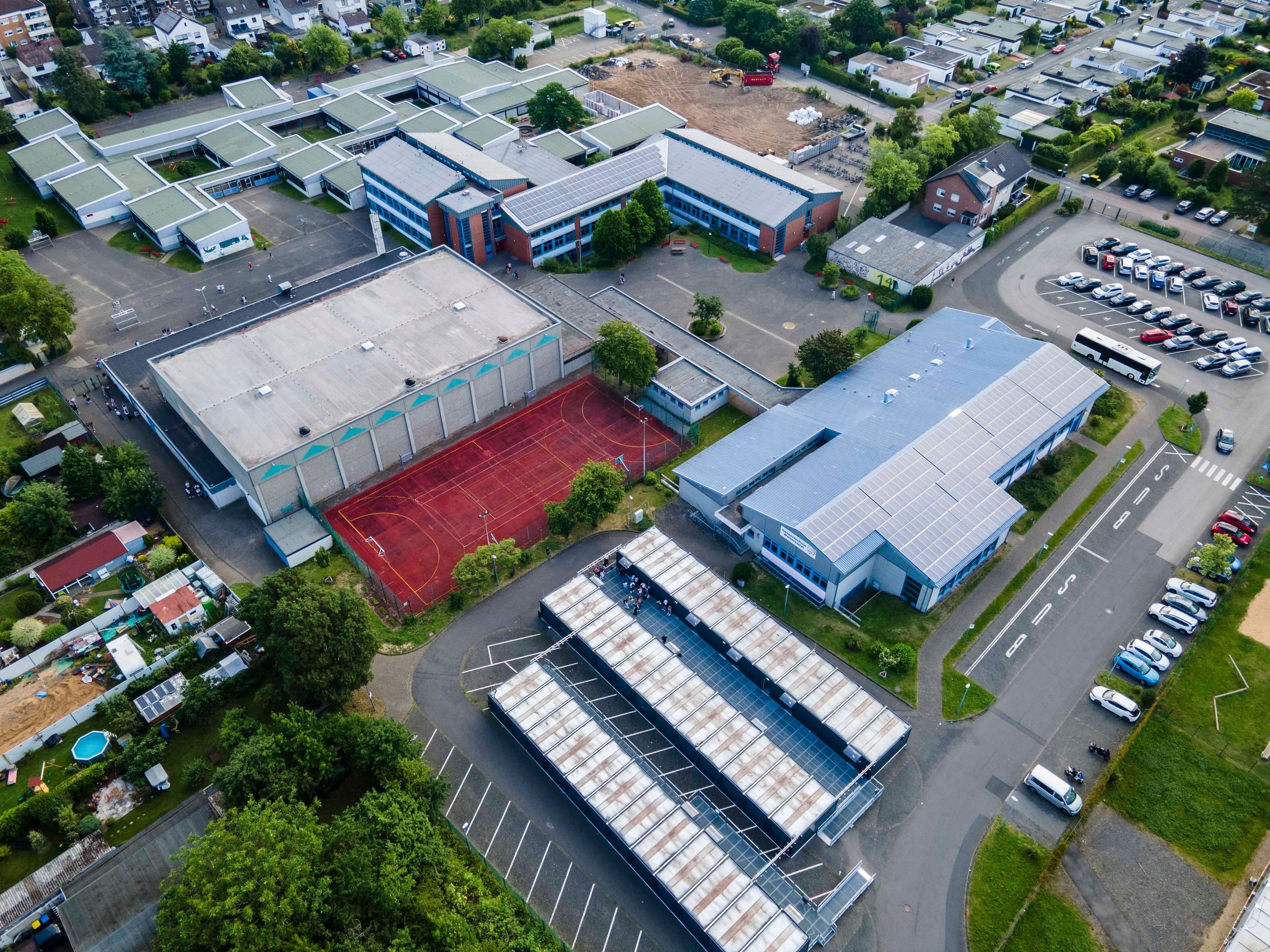 Das Luftbild zeigt das Areal der Gesamtschule in Weilerswist.