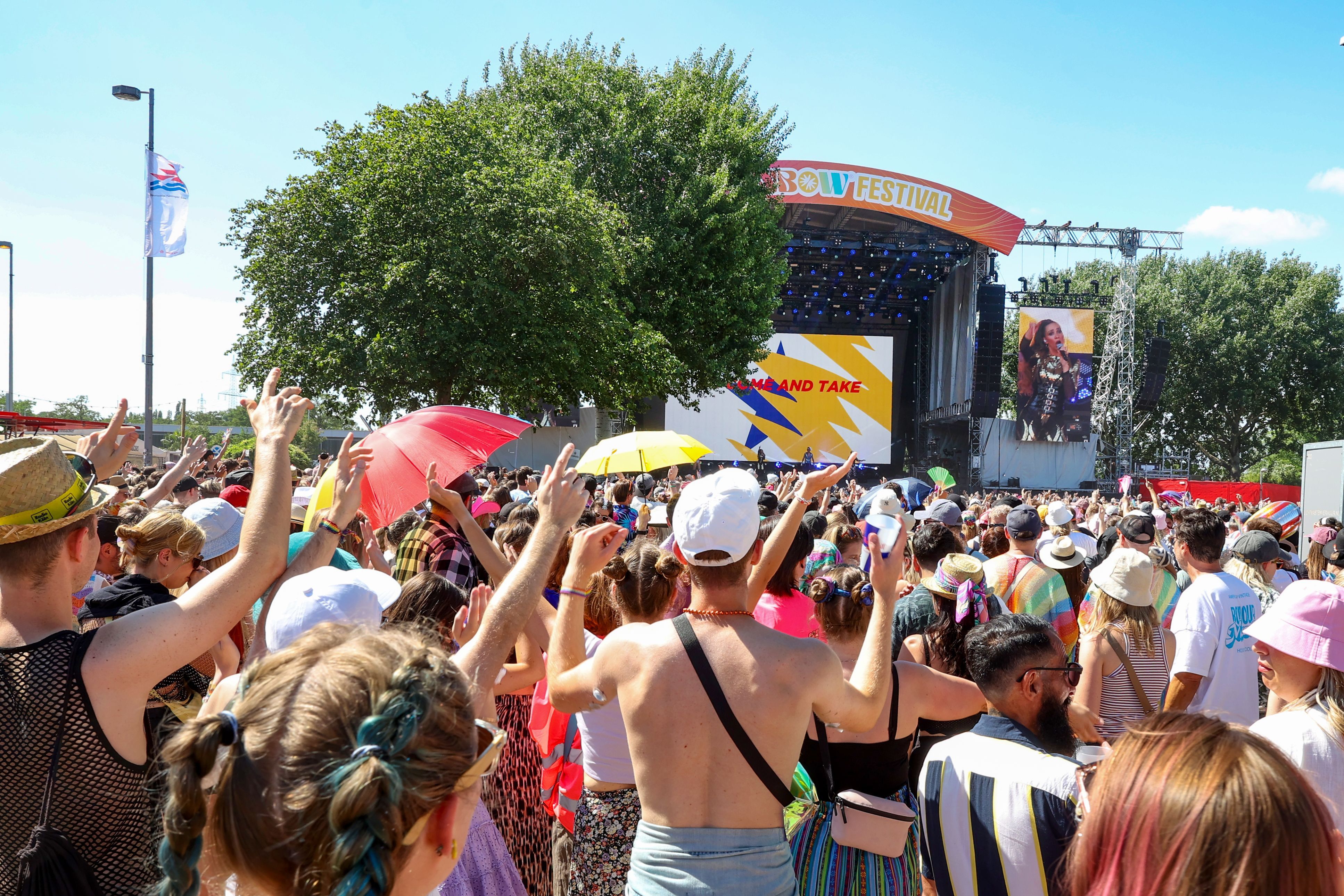 Das Rainbow-Festival findet am Fühlinger See statt. (Archivbild)