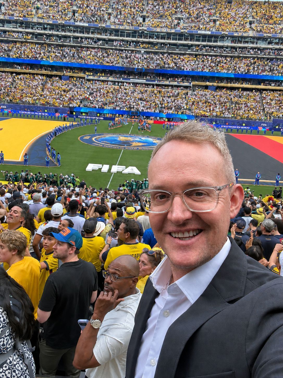 Alexander Wehrle beim WM-Spiel der deutschen Mannschaft gegen Ecuador im MetLife Stadium in East Rutherford bei New York
