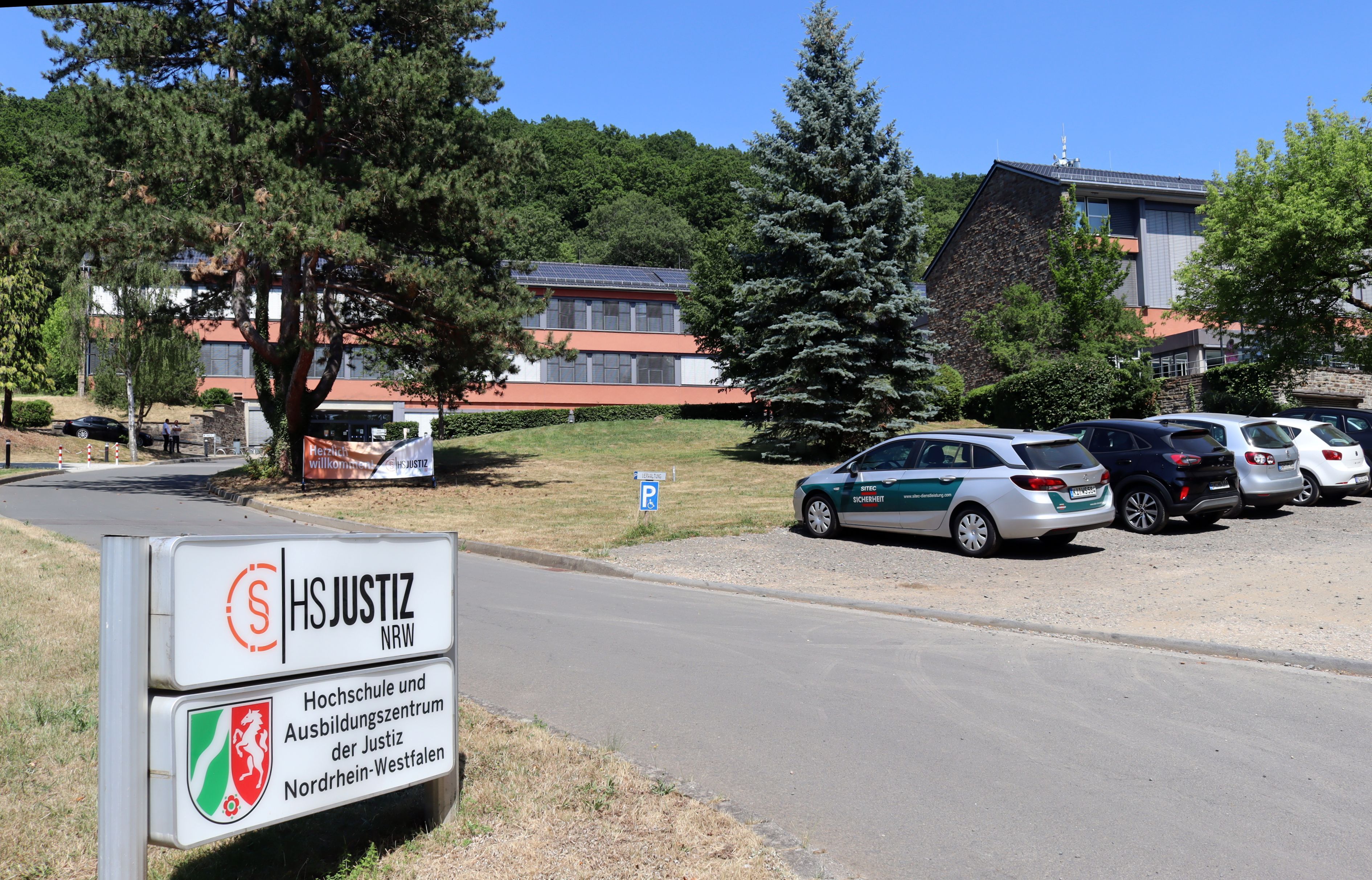 Außenansicht der Hochschule der Justiz in Bad Münstereifel.