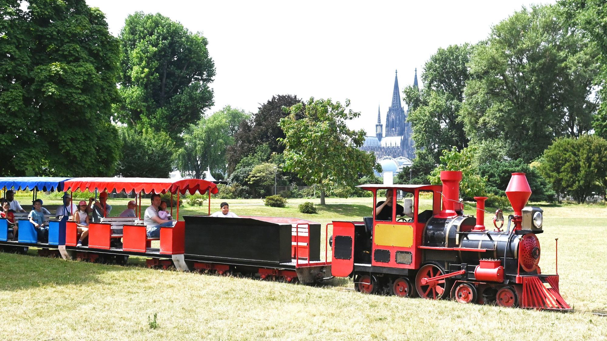 Das große Kinder- und Familienfest im Kölner Rheinpark fällt aus (Archivbild).