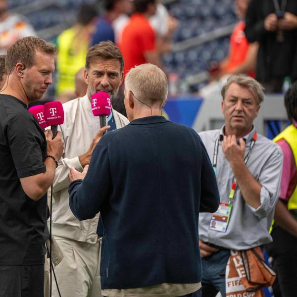 Julian Nagelsmann (2.v.l.) redet gegen Johannes B. Kerner (l.) an.