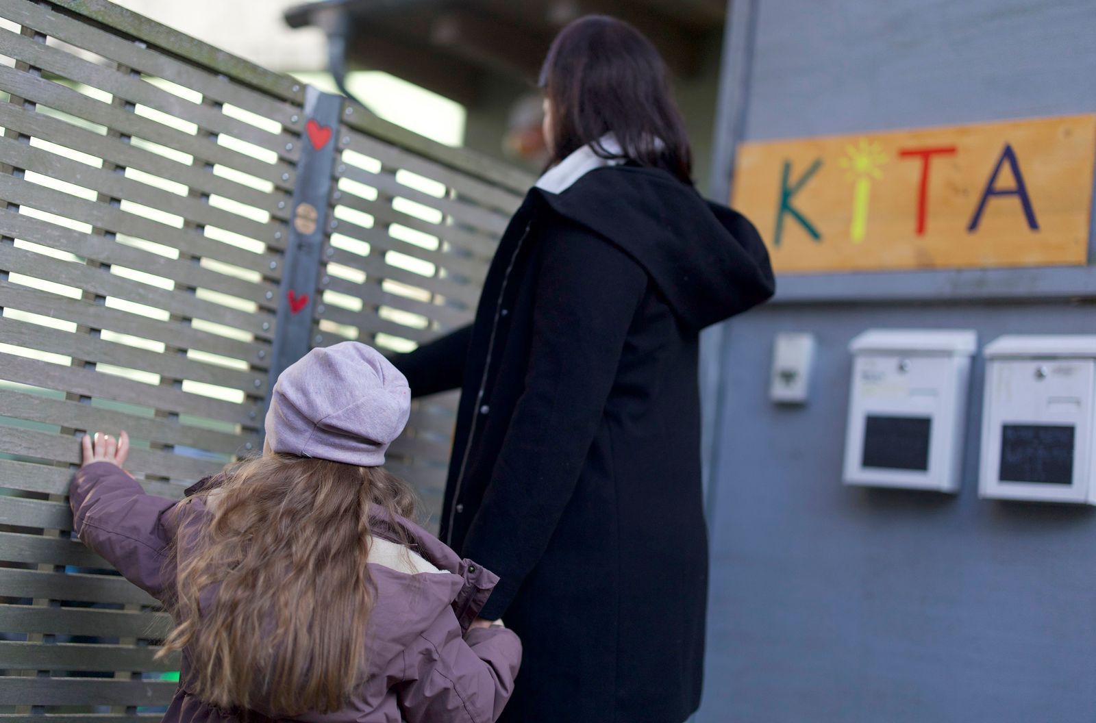 Nachdem Alexandra R. ihre Pflegetochter zu einer Kindestagesstätte gebracht hat, verschwand die hochschwangere Frau. (Bild: HR/ Timeline TV/Alex Kraus)