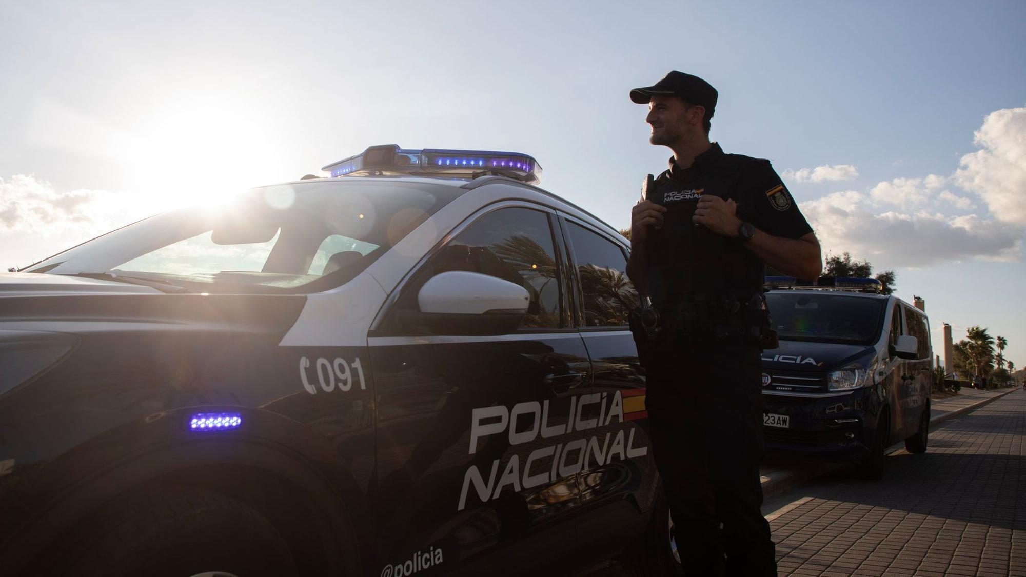 Ein Deutscher, der seine sechsjährige Tochter auf Mallorca entführt hatte, ist nach Angaben der spanischen Polizei im Kosovo festgenommen worden. (Symbolbild)