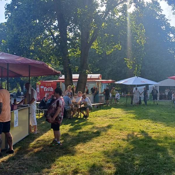 Fest im Park des Erholungshauses