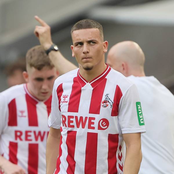 Said El Mala steht für den 1. Fc Köln auf dem Rasen.