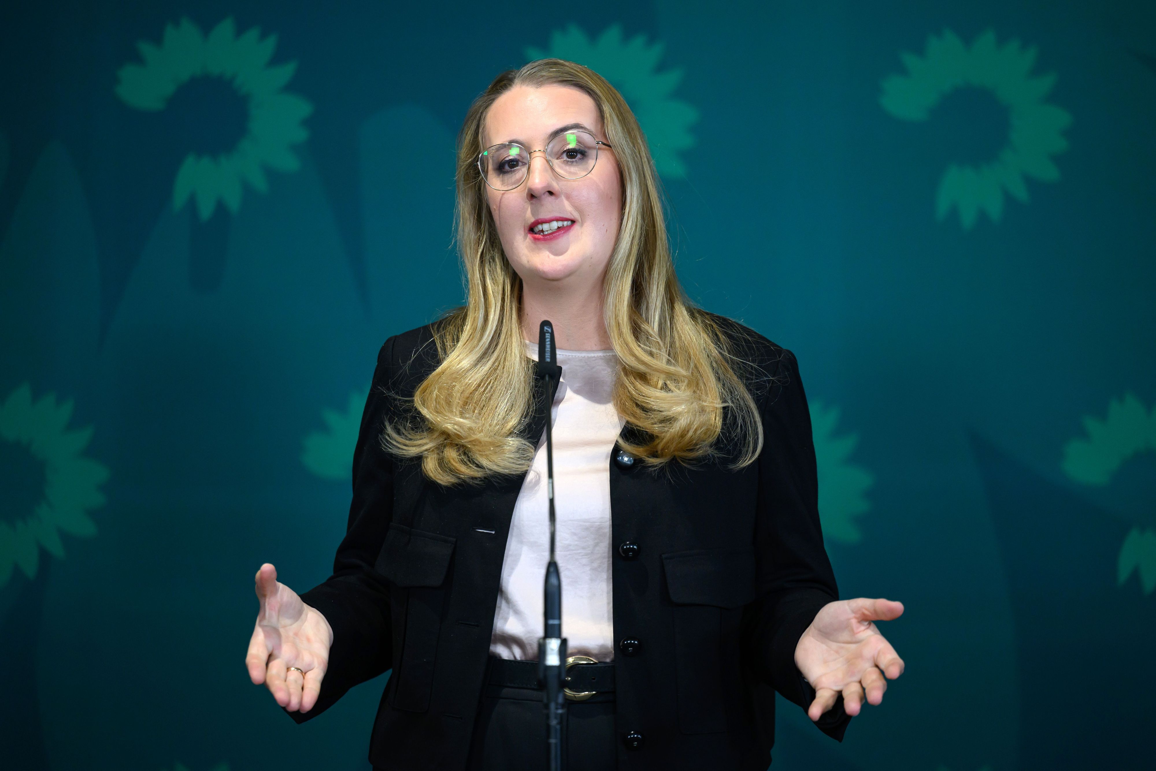 Katharina Dröge, Fraktionsvorsitzende der Grünen, fordert angesichts der aktuellen Hitzewelle Maßnahmen zu ergreifen.