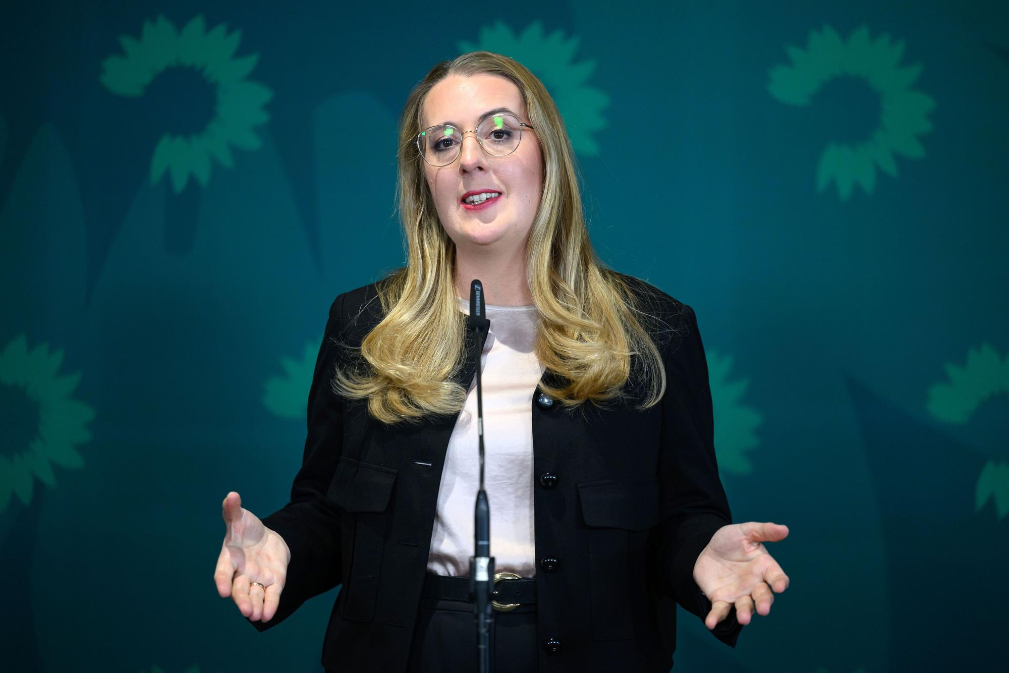 Katharina Dröge, Fraktionsvorsitzende der Grünen, fordert angesichts der aktuellen Hitzewelle Maßnahmen zu ergreifen.