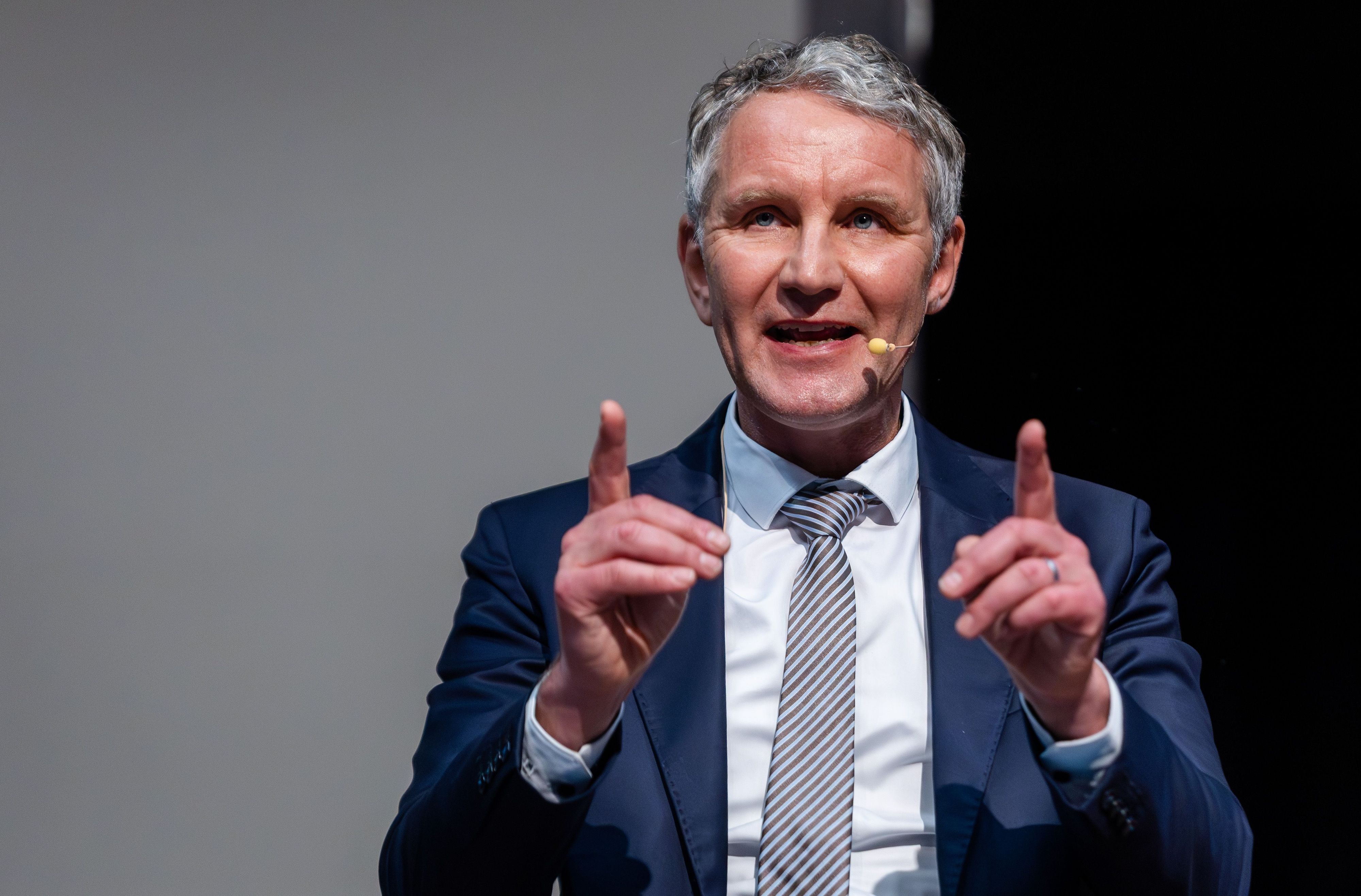 Thüringens AfD-Fraktionschef Björn Höcke war im Podcast von „Ben ungeskriptet“ zu Gast.