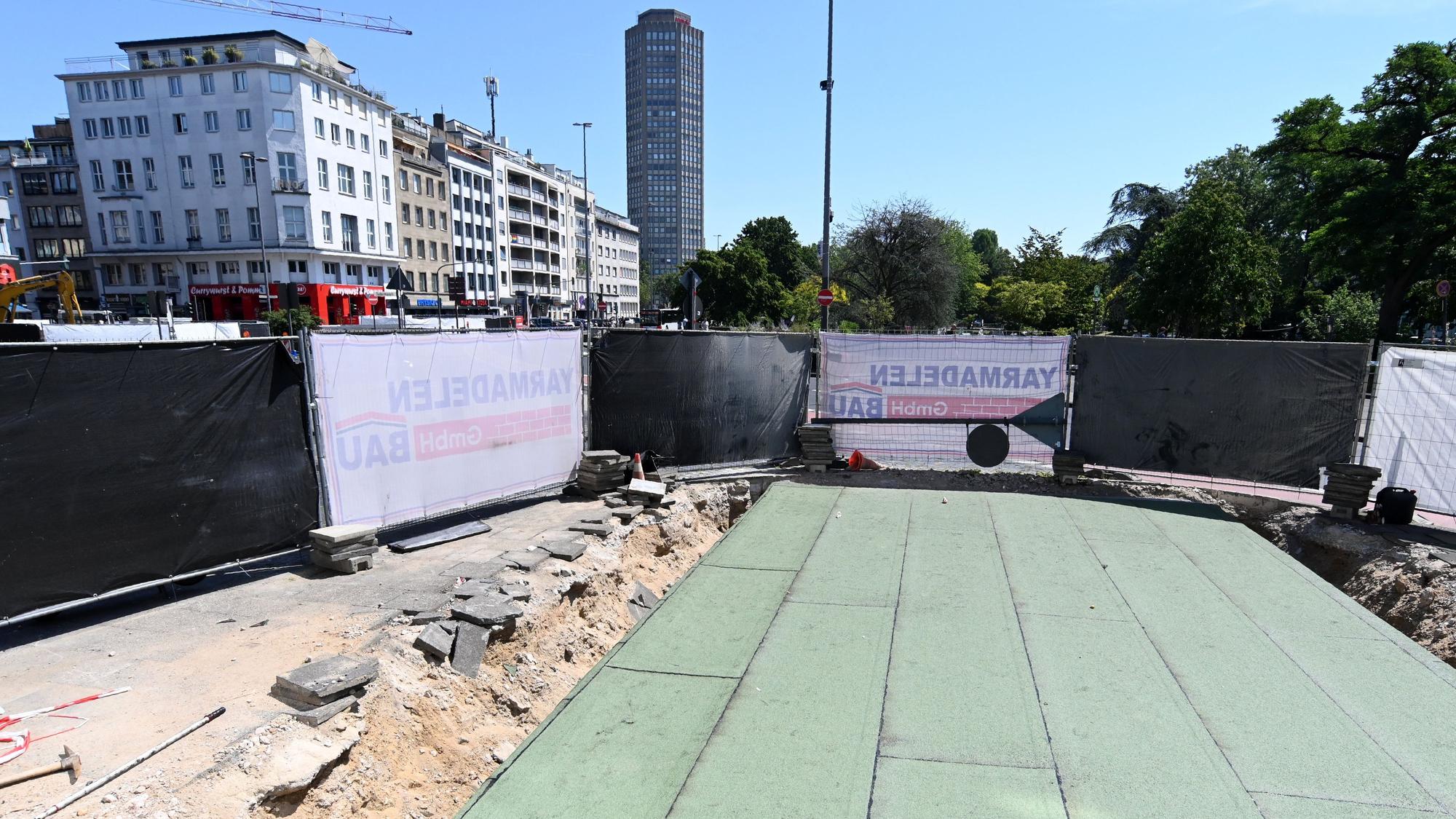 Treppenaufgänge wurden am Ebertplatz mit Betondeckeln verschlossen.