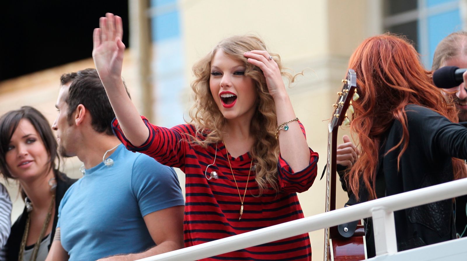 Von Anfang an erkannte Taylor Swift, wie wichtig die Bindung zu ihren Fans für ihren Erfolg ist. (Bild: SWR/Imago/WENN)