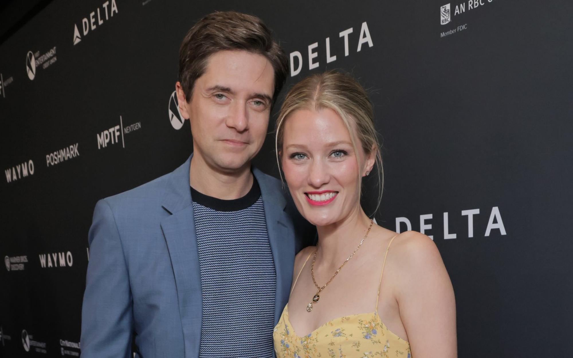 Topher Grace und seine Ehefrau, Schauspielerin Ashley Hinshaw (Bild), haben zwei gemeinsame Kinder. (Bild: Rodin Eckenroth/Getty Images)