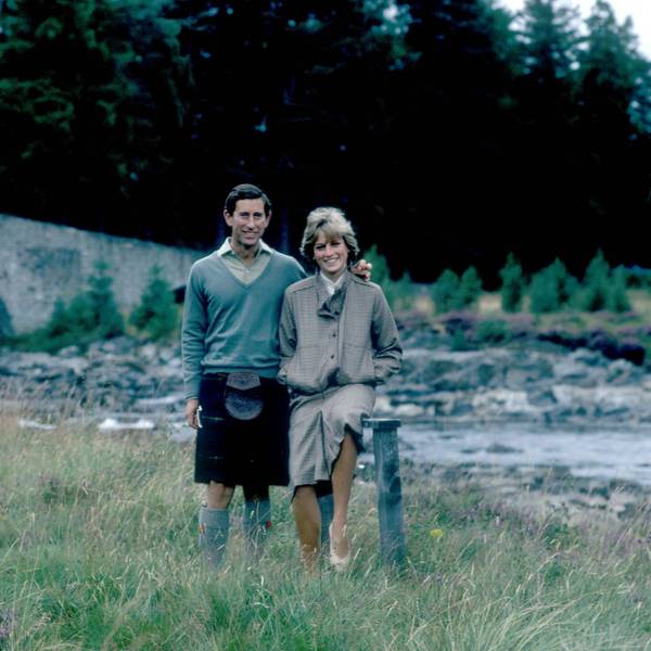 Prinzessin Diana, hier im Jahr 1981 zusammen mit Prinz Charles während ihrer Flitterwochen in Schottland, wäre am 1. Juli 65 Jahre alt geworden.