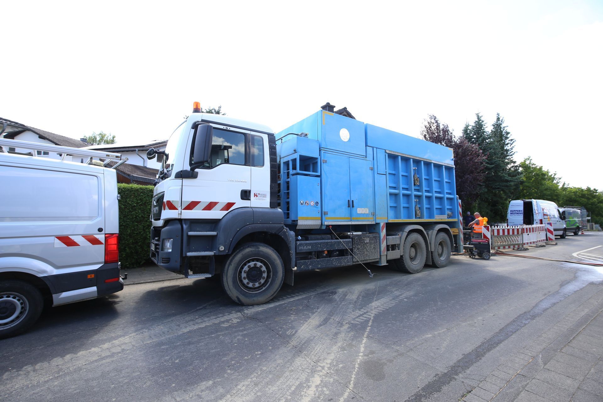 Ein Saugbagger im Einsatz.