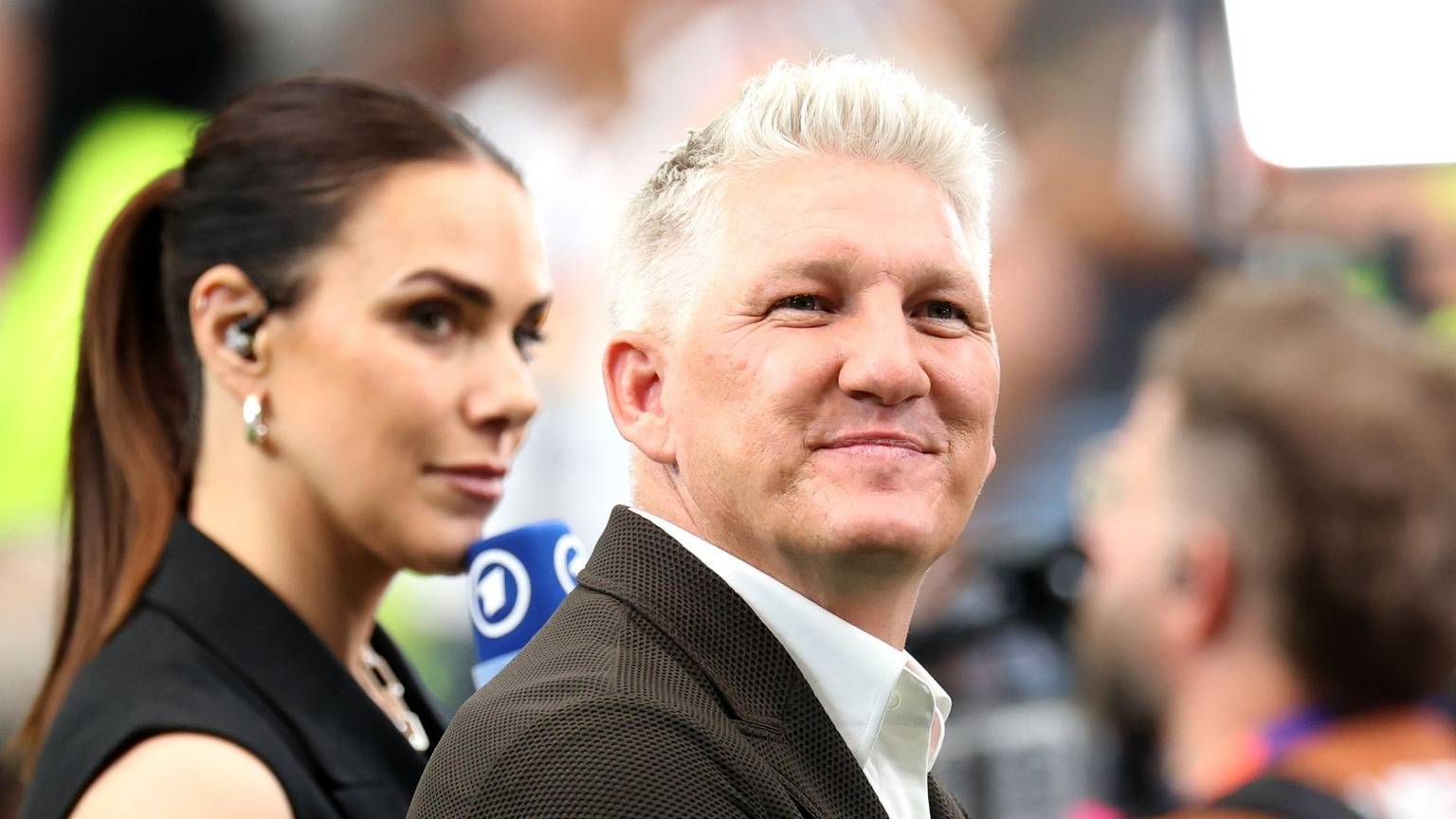 Bastian Schweinsteiger ließ sich von Esther Sedlaczek nicht zu einer Kritik an Julian Nagelsmann verleiten. (Bild: 2026 Getty Images/Alexander Hassenstein)