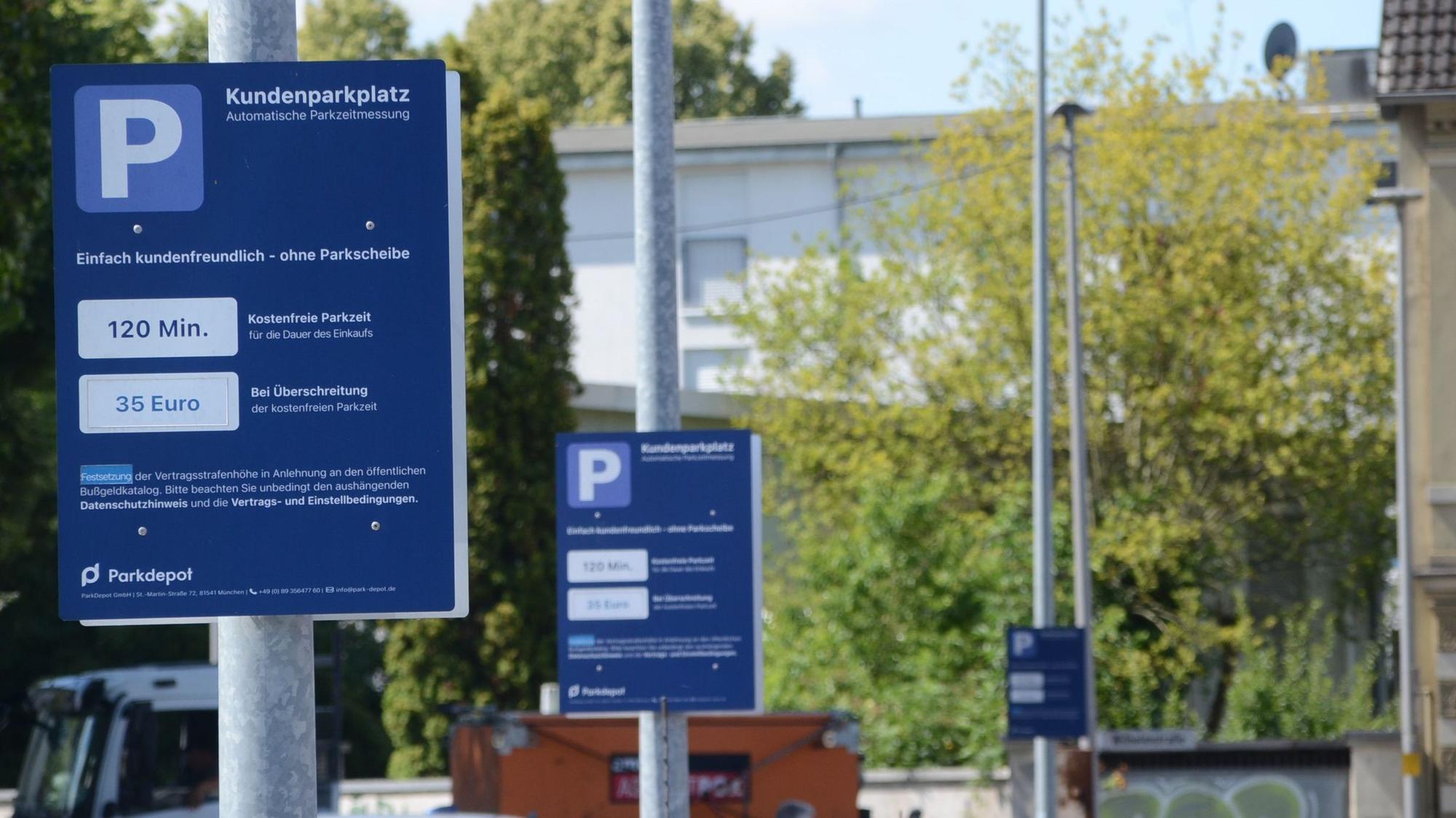 Immer mehr Unternehmen wie Supermärkte vergeben die Bewirtschaftung ihrer Parkplätze an andere Firmen.
