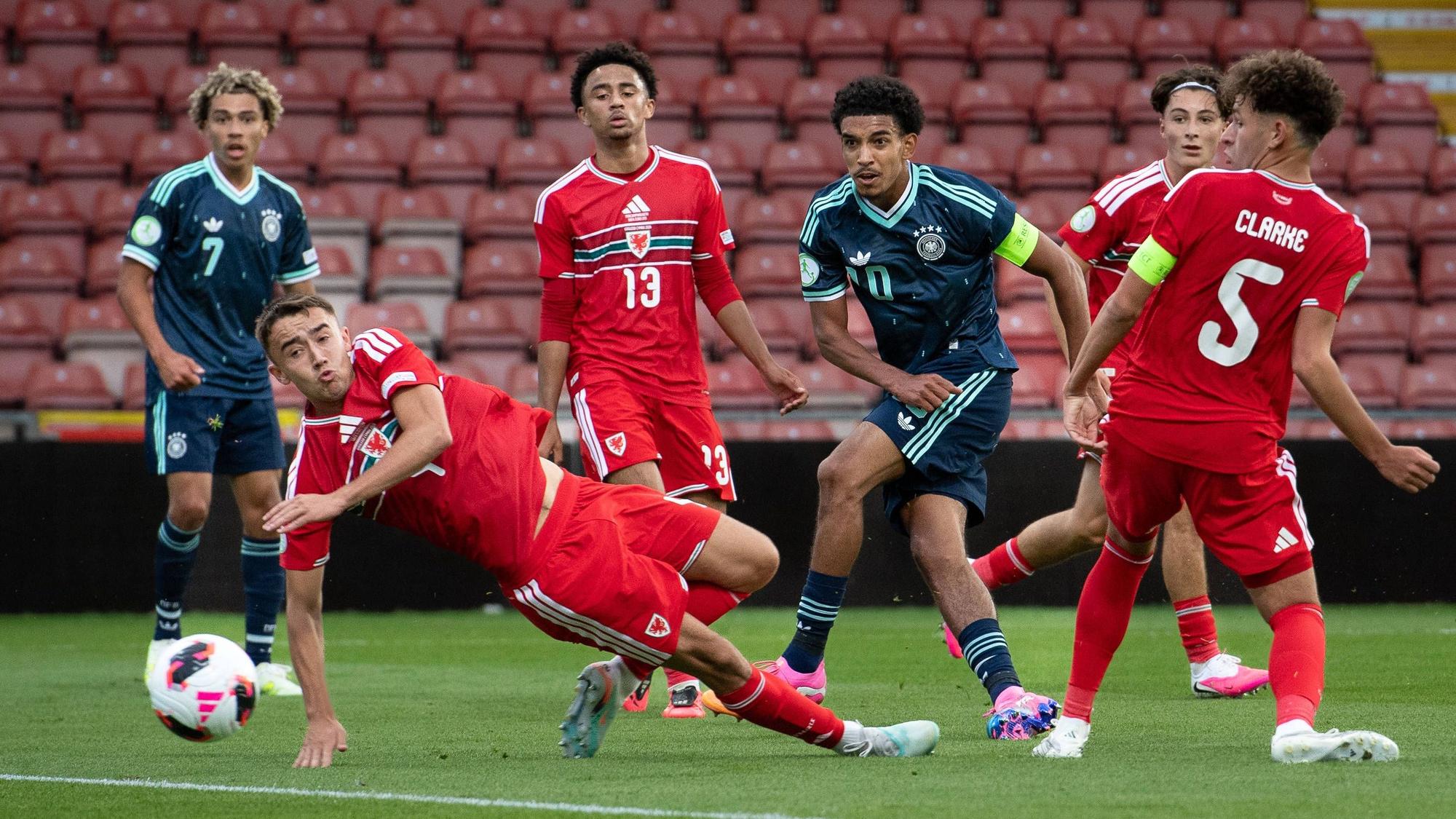 Football - 2026 UEFA European Under-19 Championship U19 Euros - Group A: Wales vs. Germany - SToK Cae Ras Racecourse Ground - Wednesday 1st July 2026 Germany U19 captain Francis Onyeka scores his teams opening goal in their 4-0 win over Wales COLORSPORT / BARRY MITCHELL PUBLICATIONxNOTxINxUK