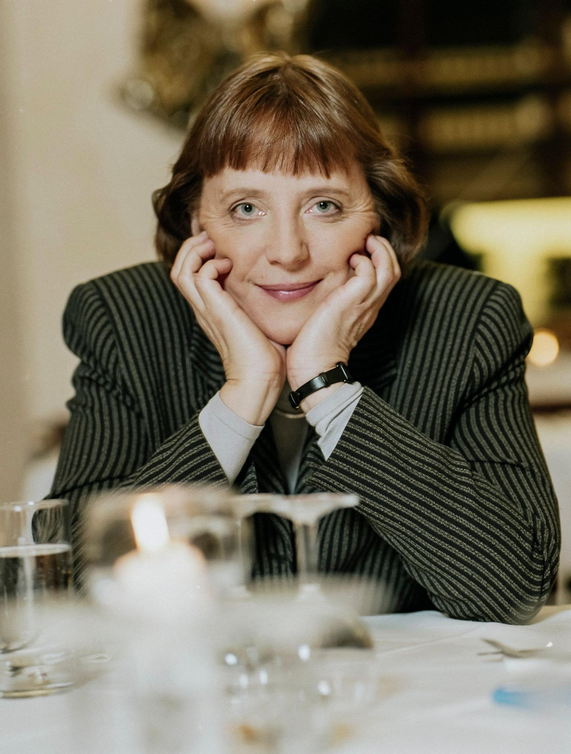 Angela Merkel 2003 Berliner Restaurant